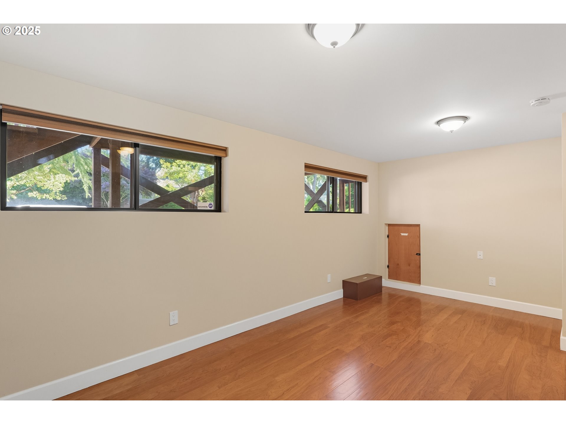 17909 NE EVERETT CT