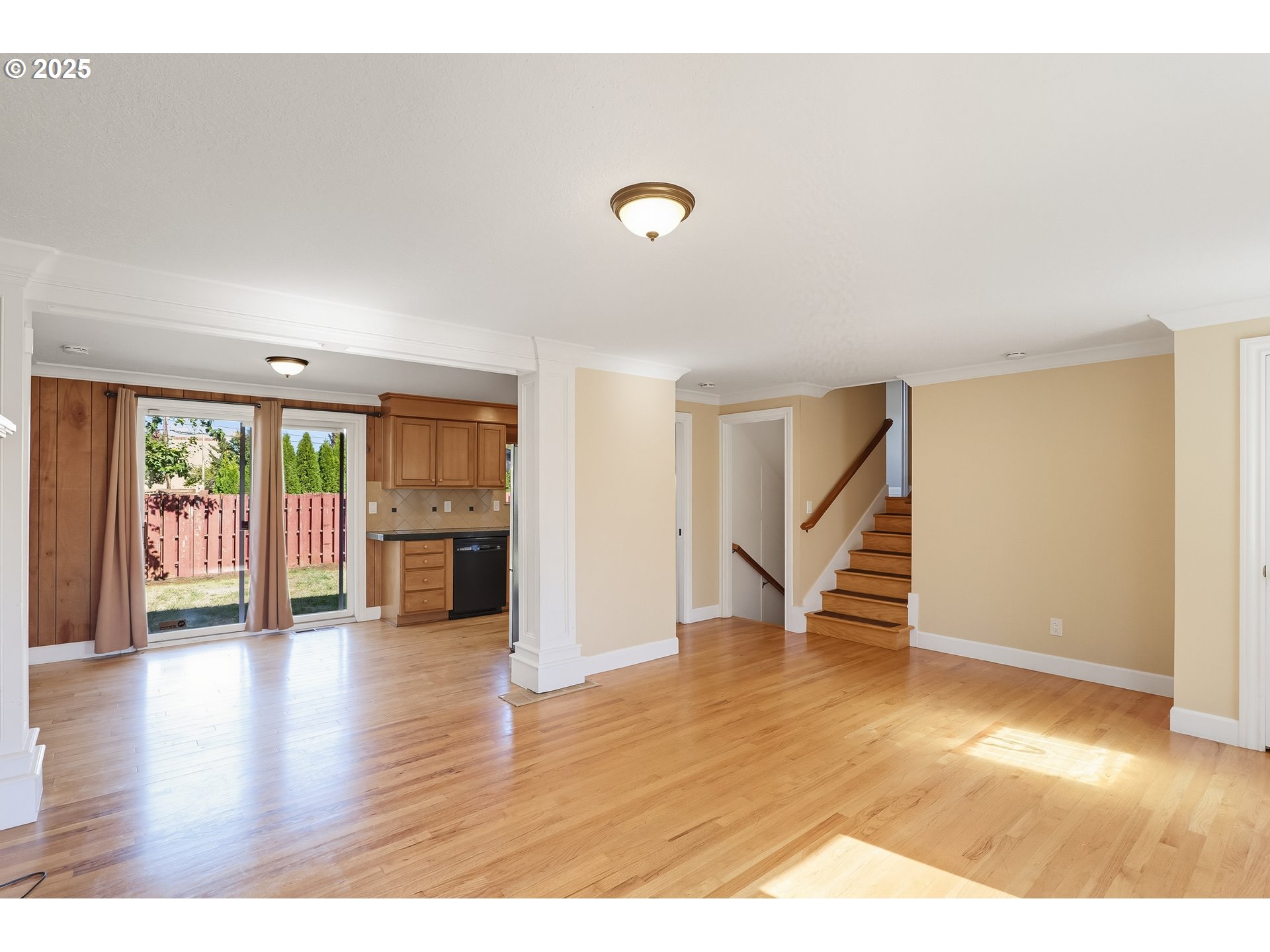 17909 NE EVERETT CT