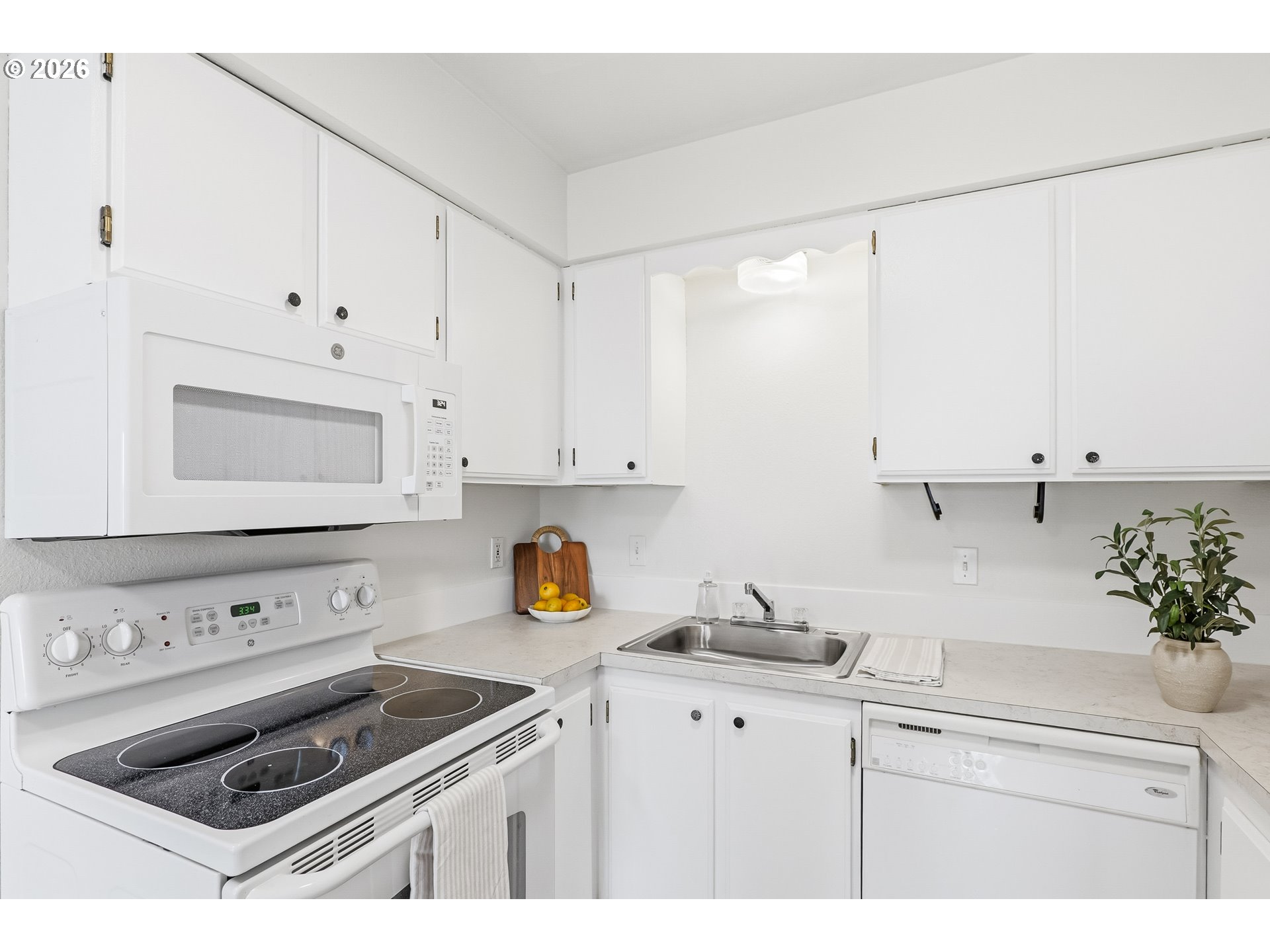 950 EVERGREEN RD 318