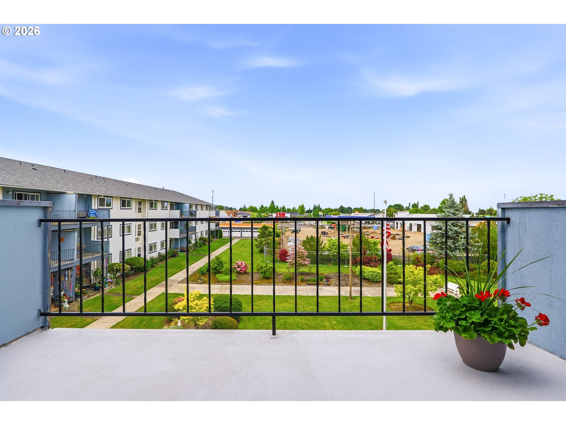 950 EVERGREEN RD 318