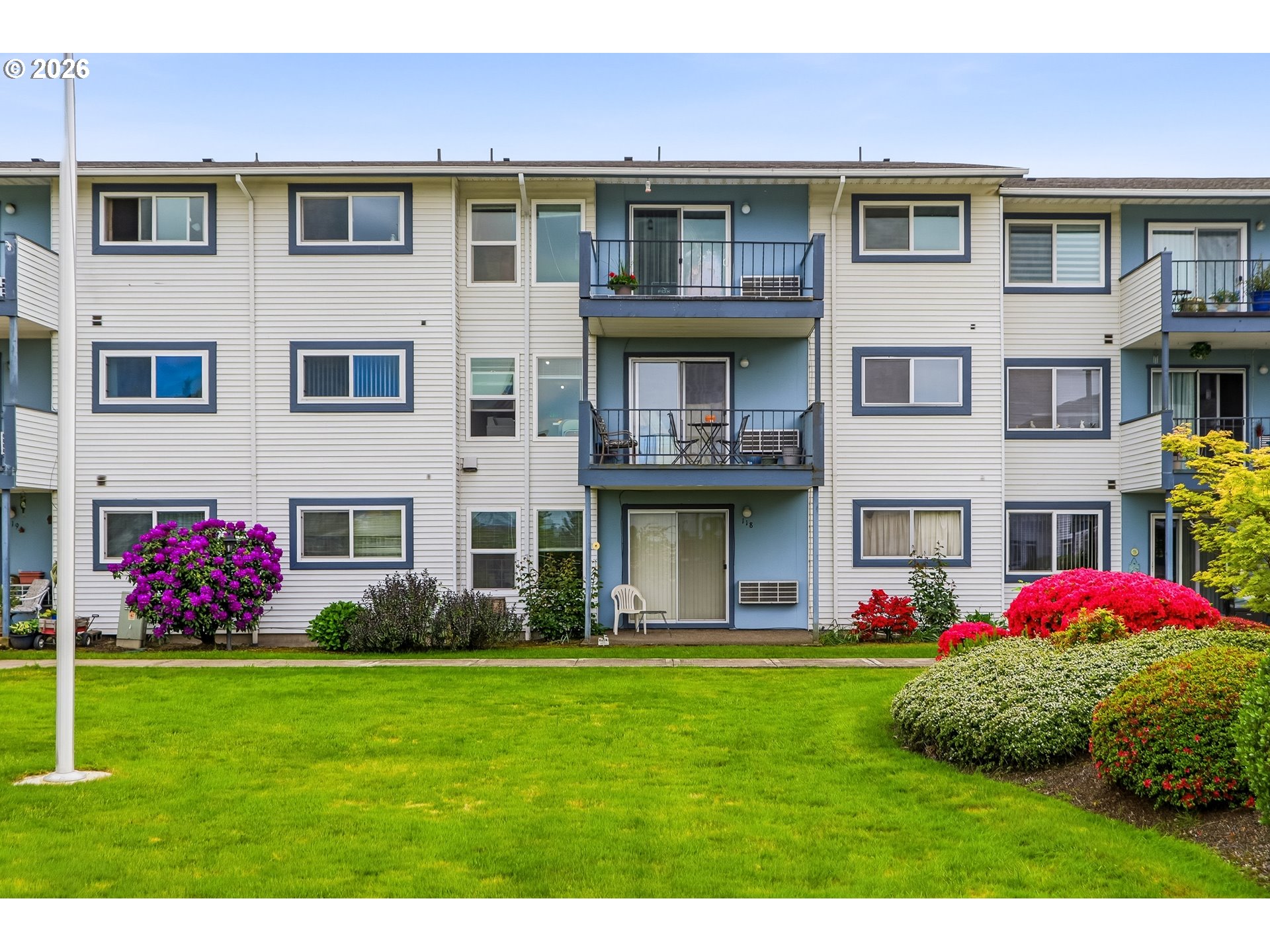 950 EVERGREEN RD 318