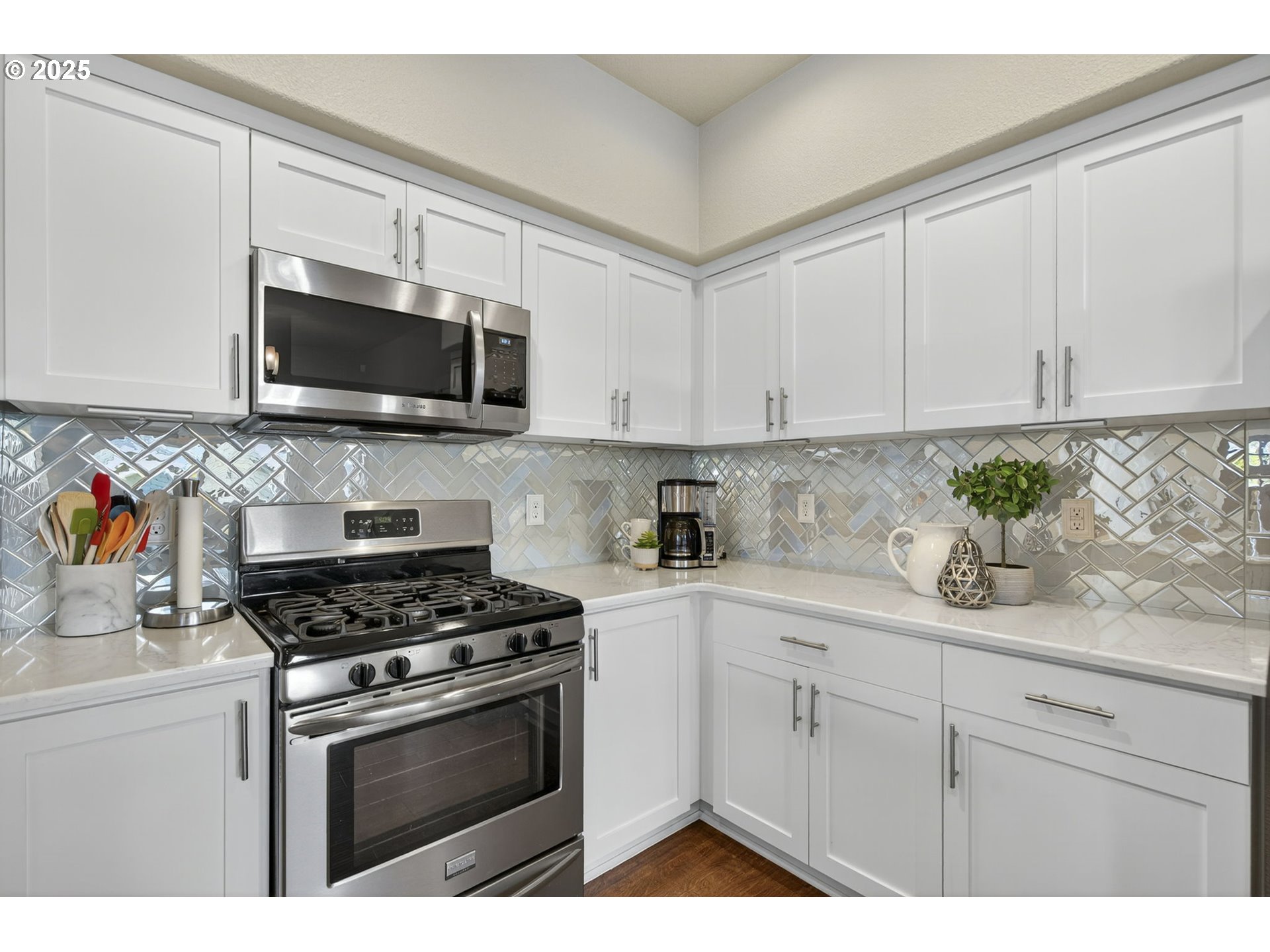 28701 SW BRUSSELS LN