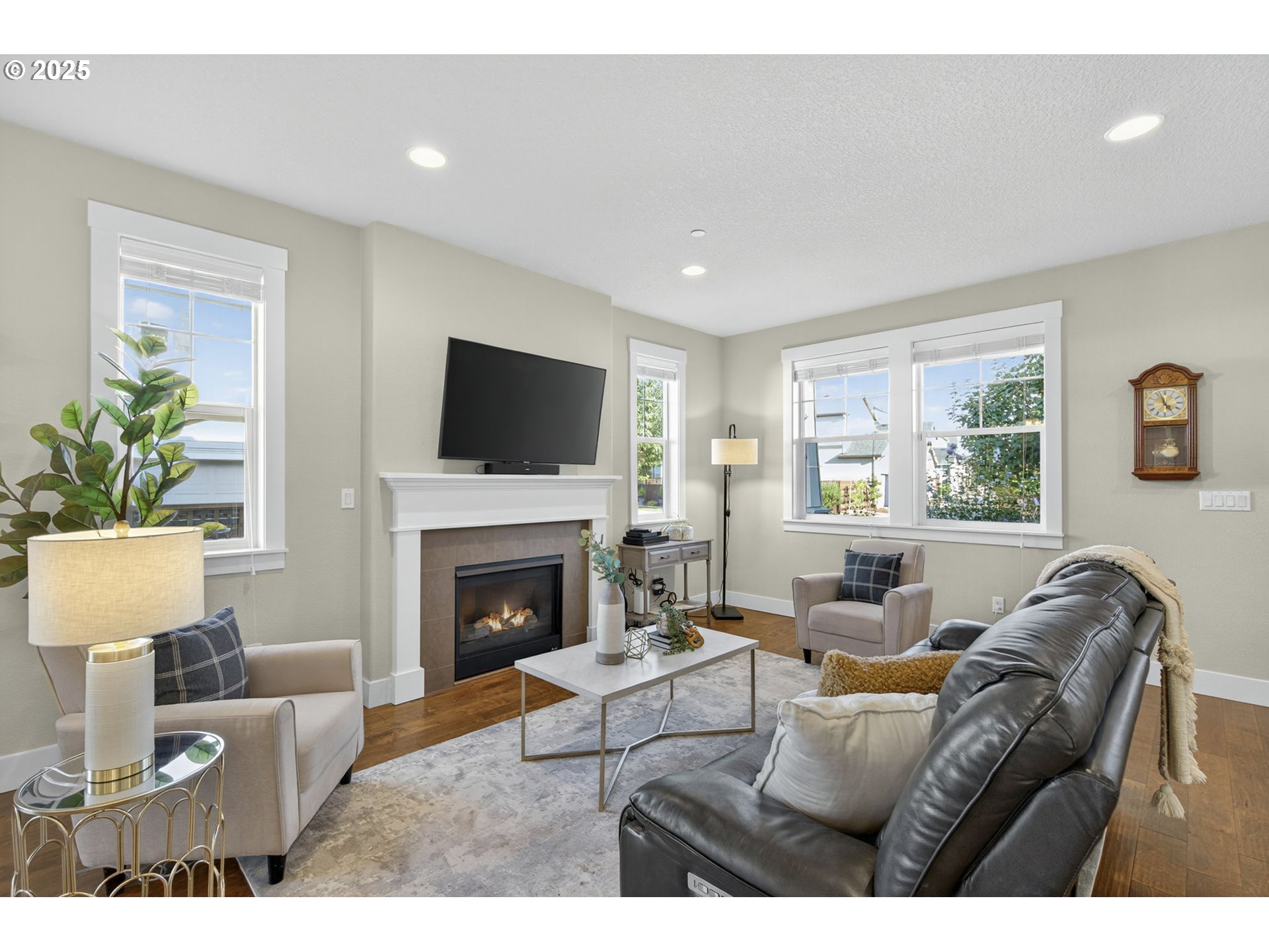 28701 SW BRUSSELS LN