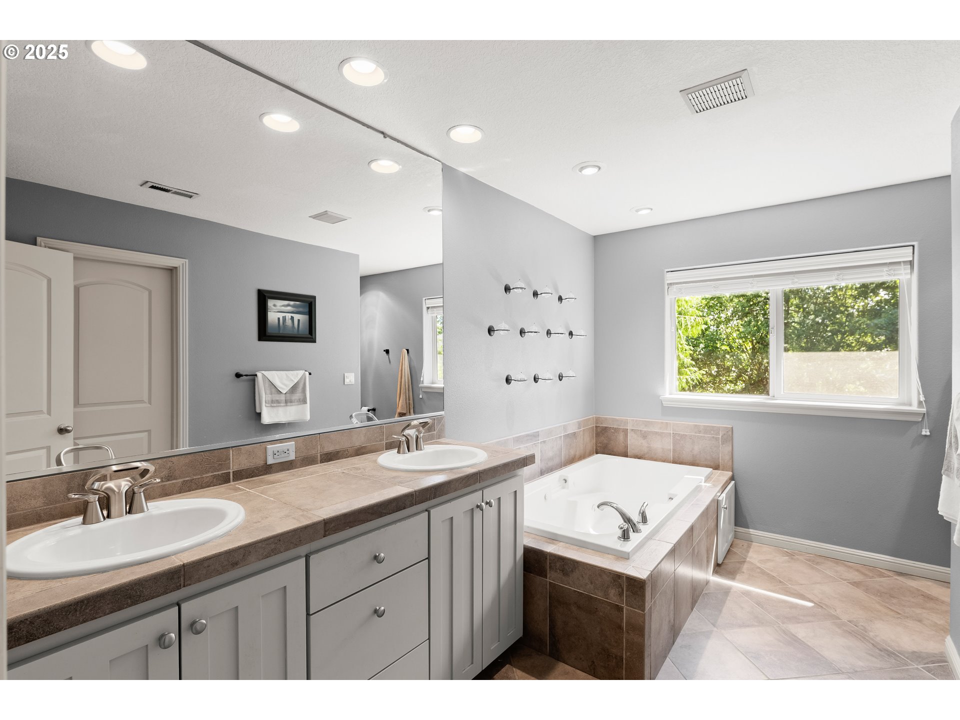 19885 SW PROSPECT ST