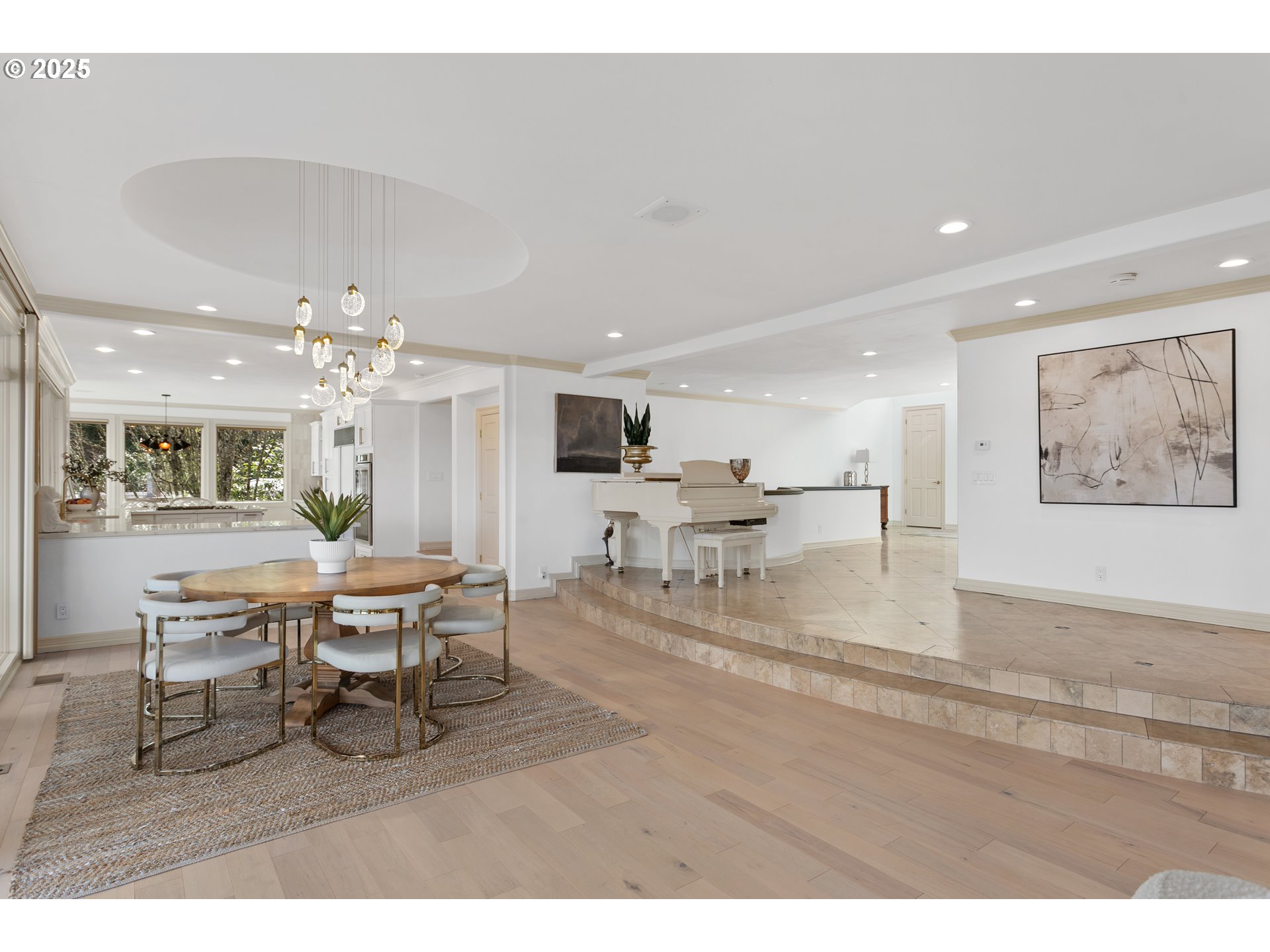 1040 SW MYRTLE DR