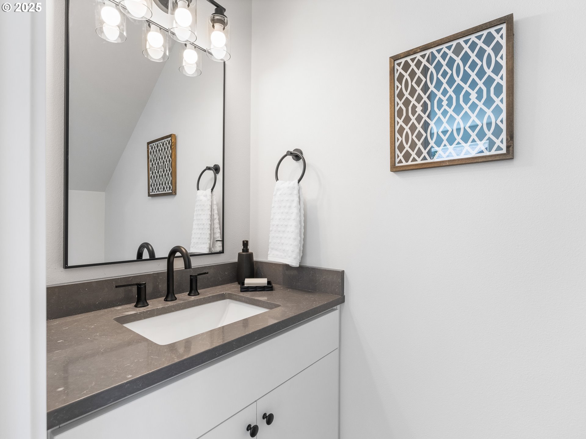 7244 SE 78th AVE 2, Portland Unit: 2