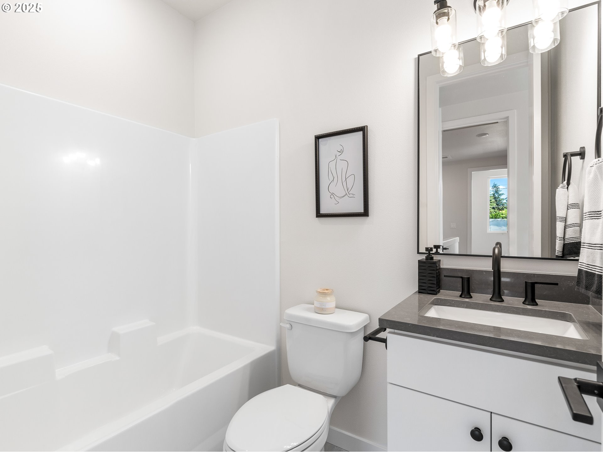 7244 SE 78th AVE 2, Portland Unit: 2