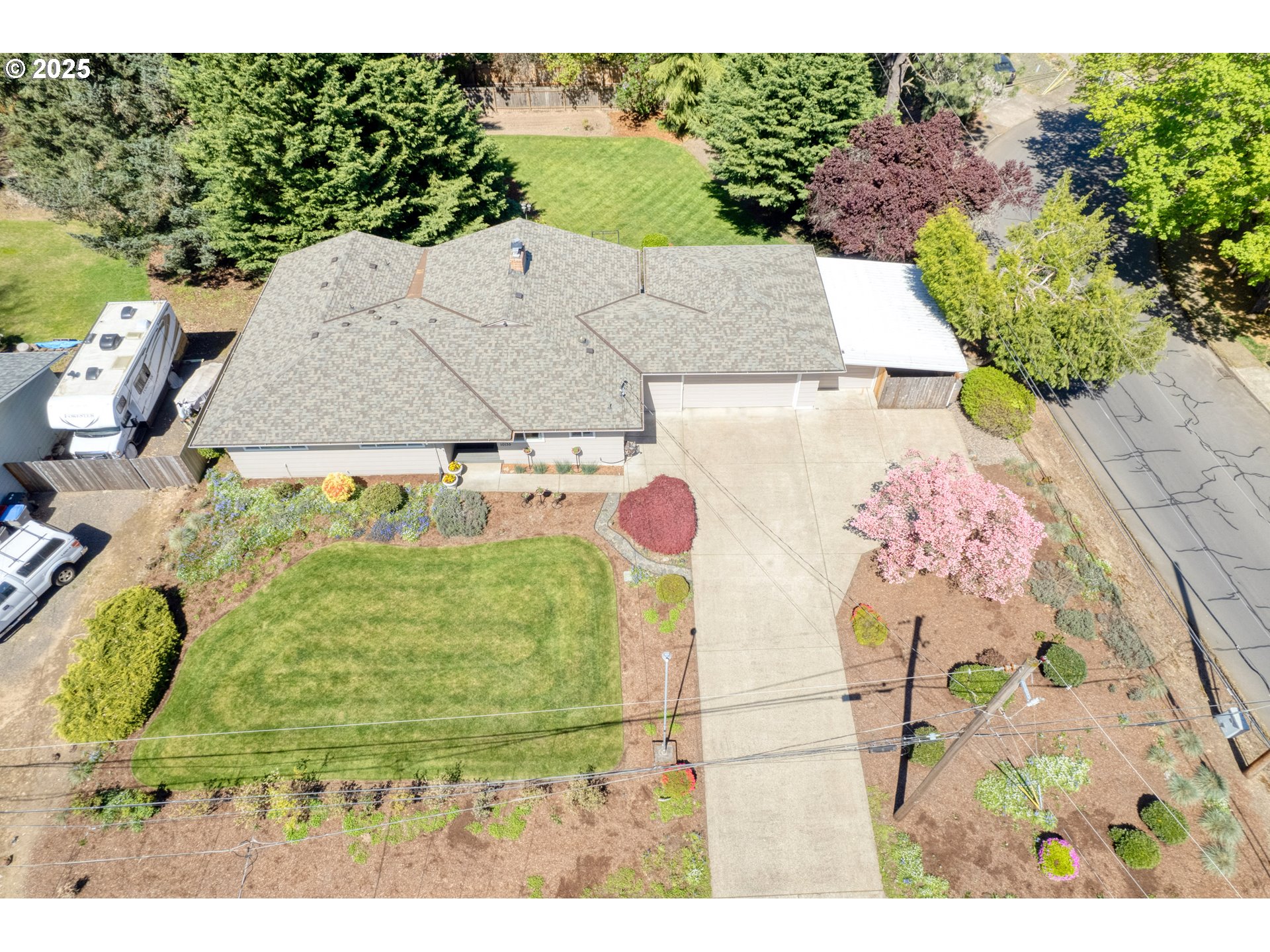 10135 SW HILLVIEW ST