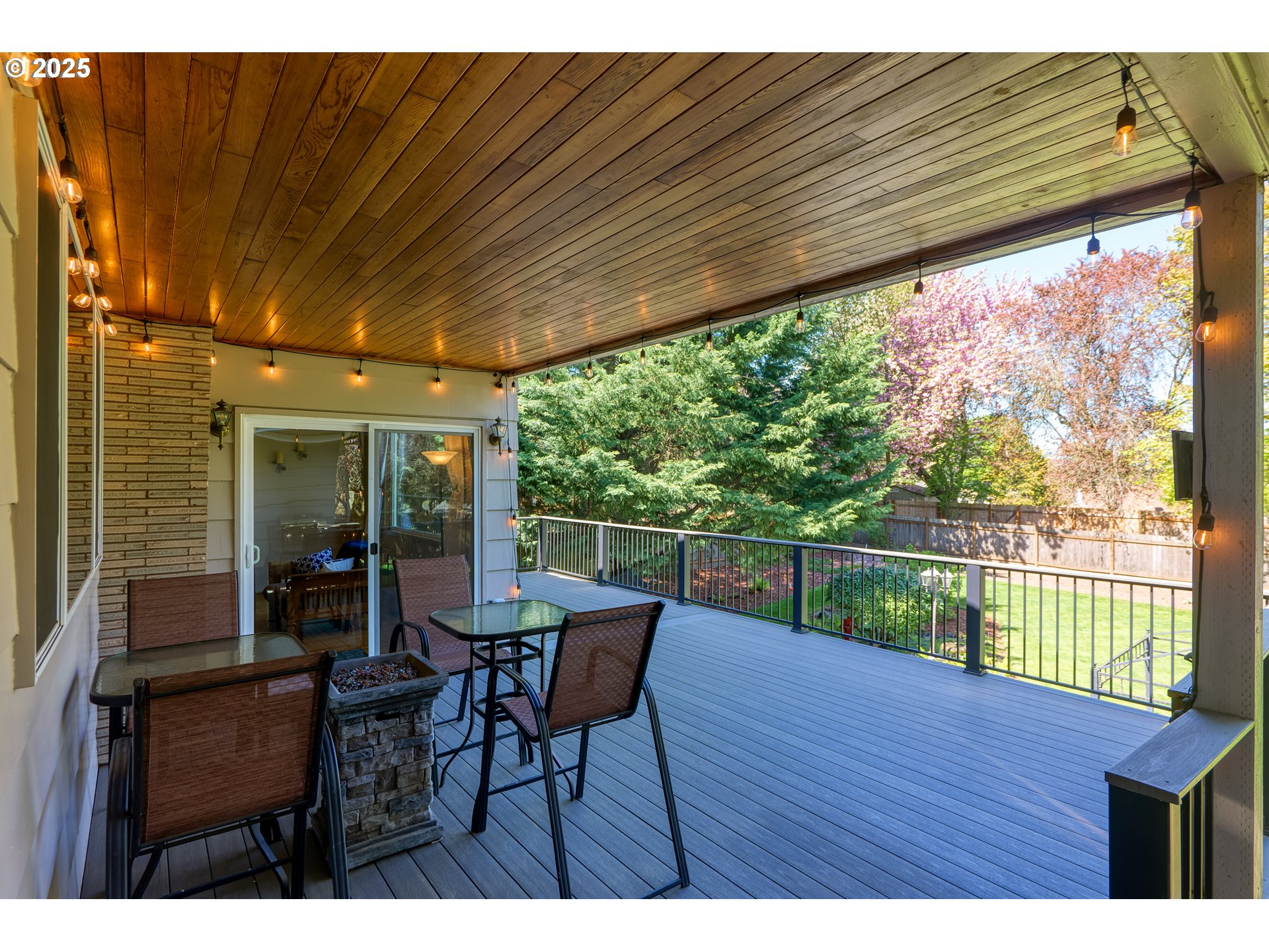 10135 SW HILLVIEW ST