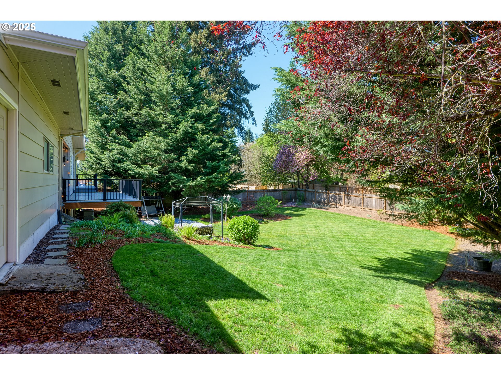 10135 SW HILLVIEW ST