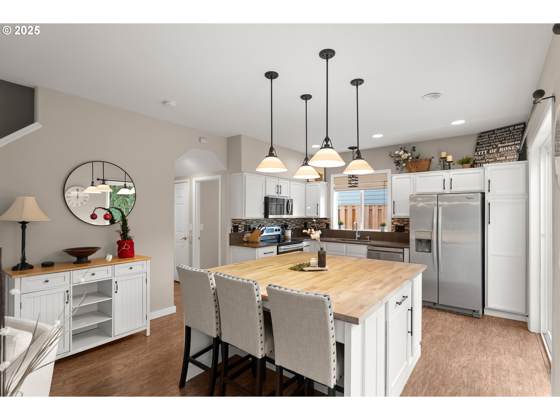 23521 SW PINEHURST DR