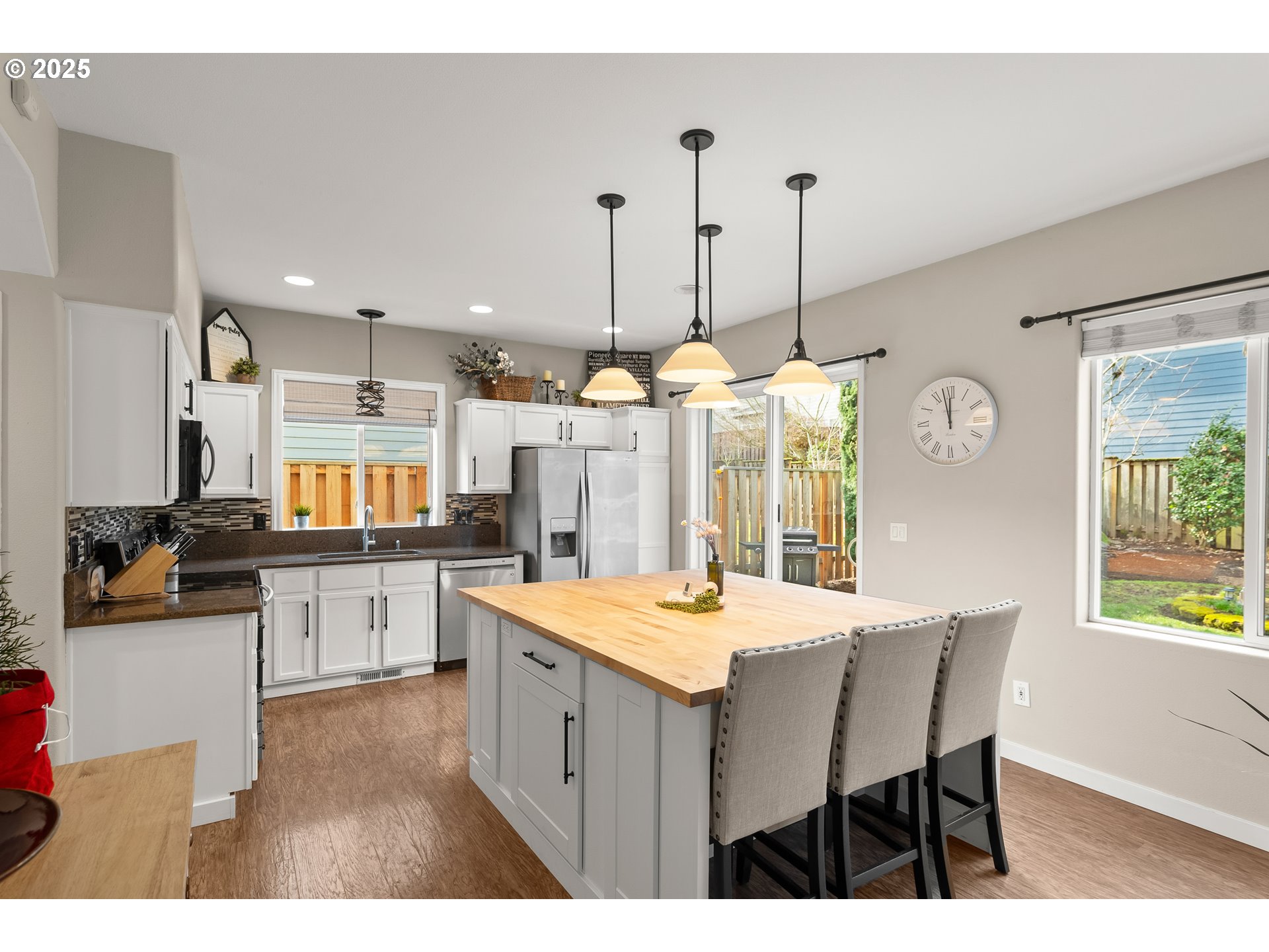 23521 SW PINEHURST DR