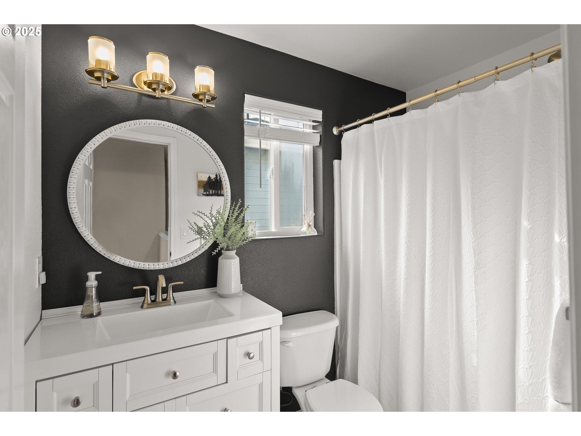 23521 SW PINEHURST DR