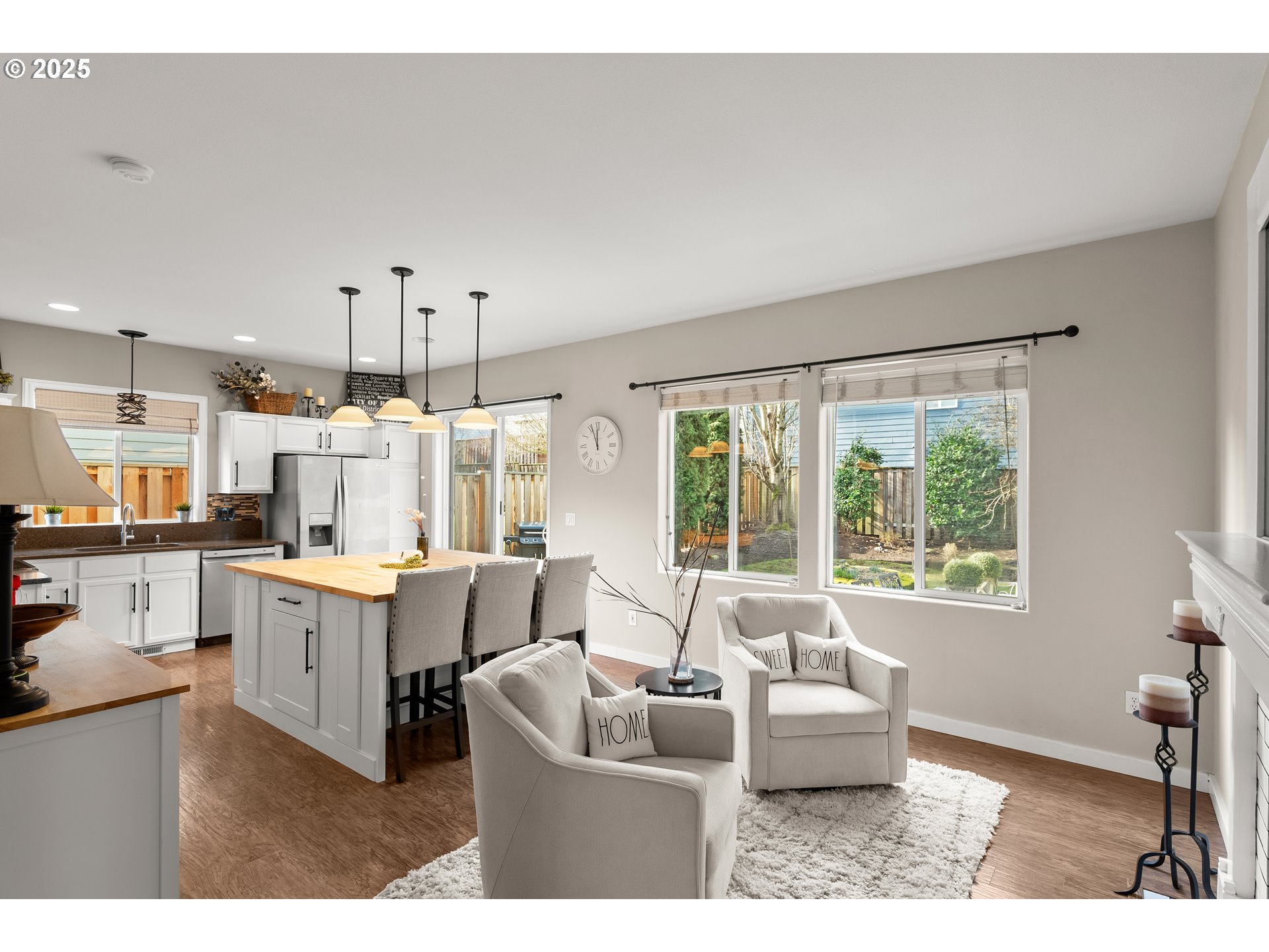 23521 SW PINEHURST DR