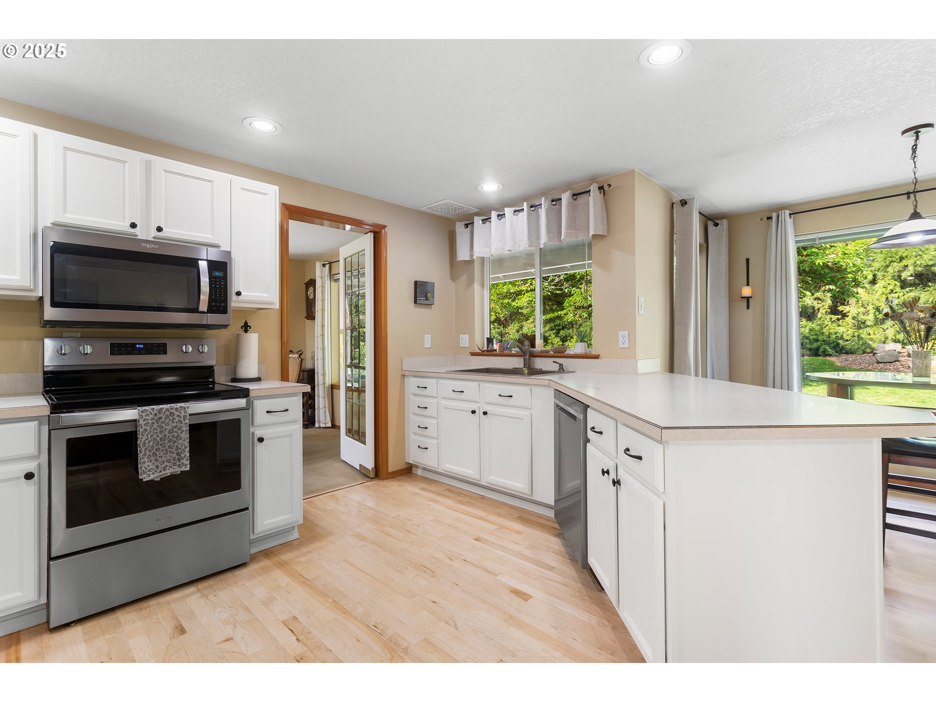 22075 NE HIDDEN SPRINGS RD