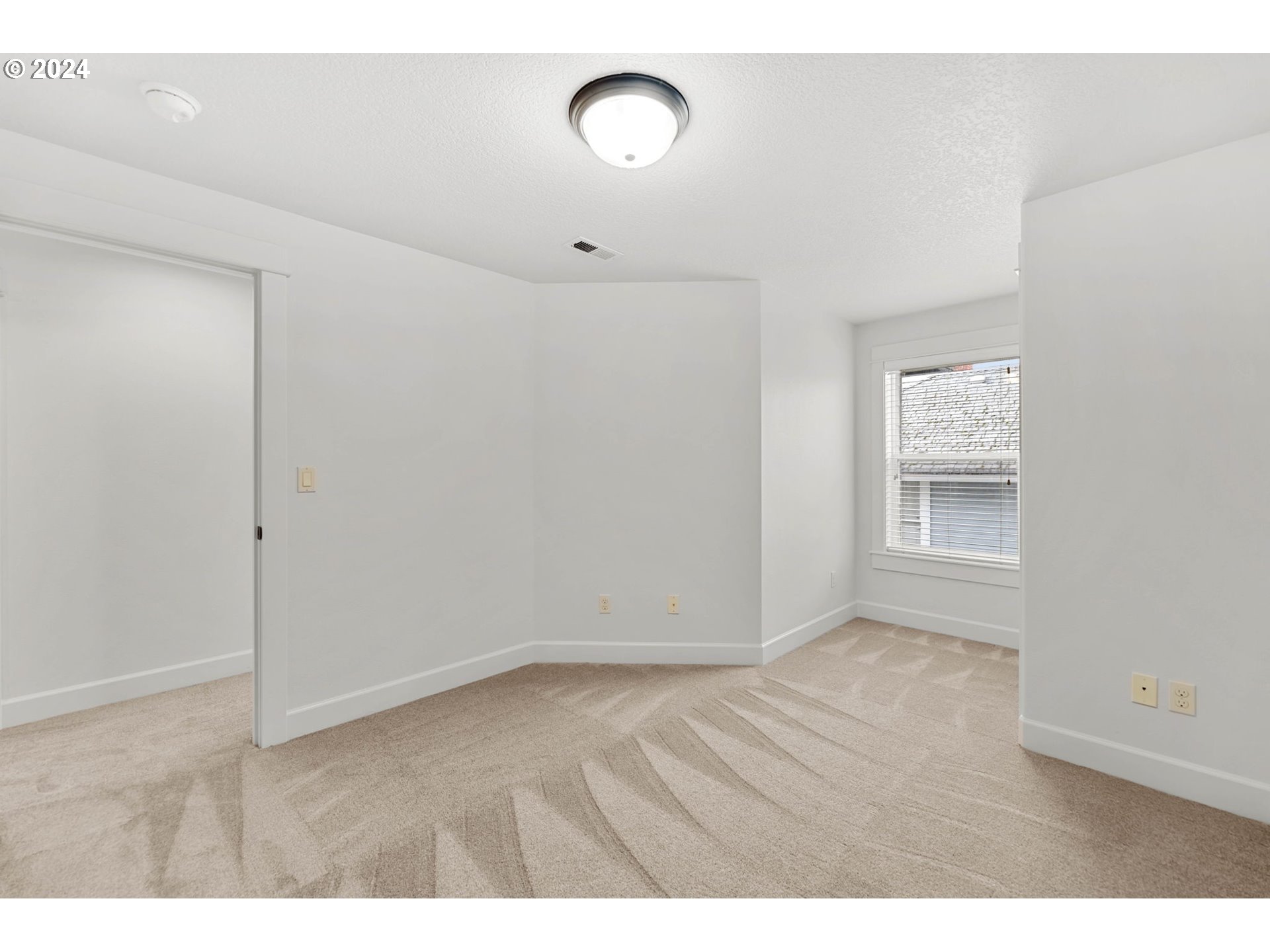 2303 SE 12th AVE