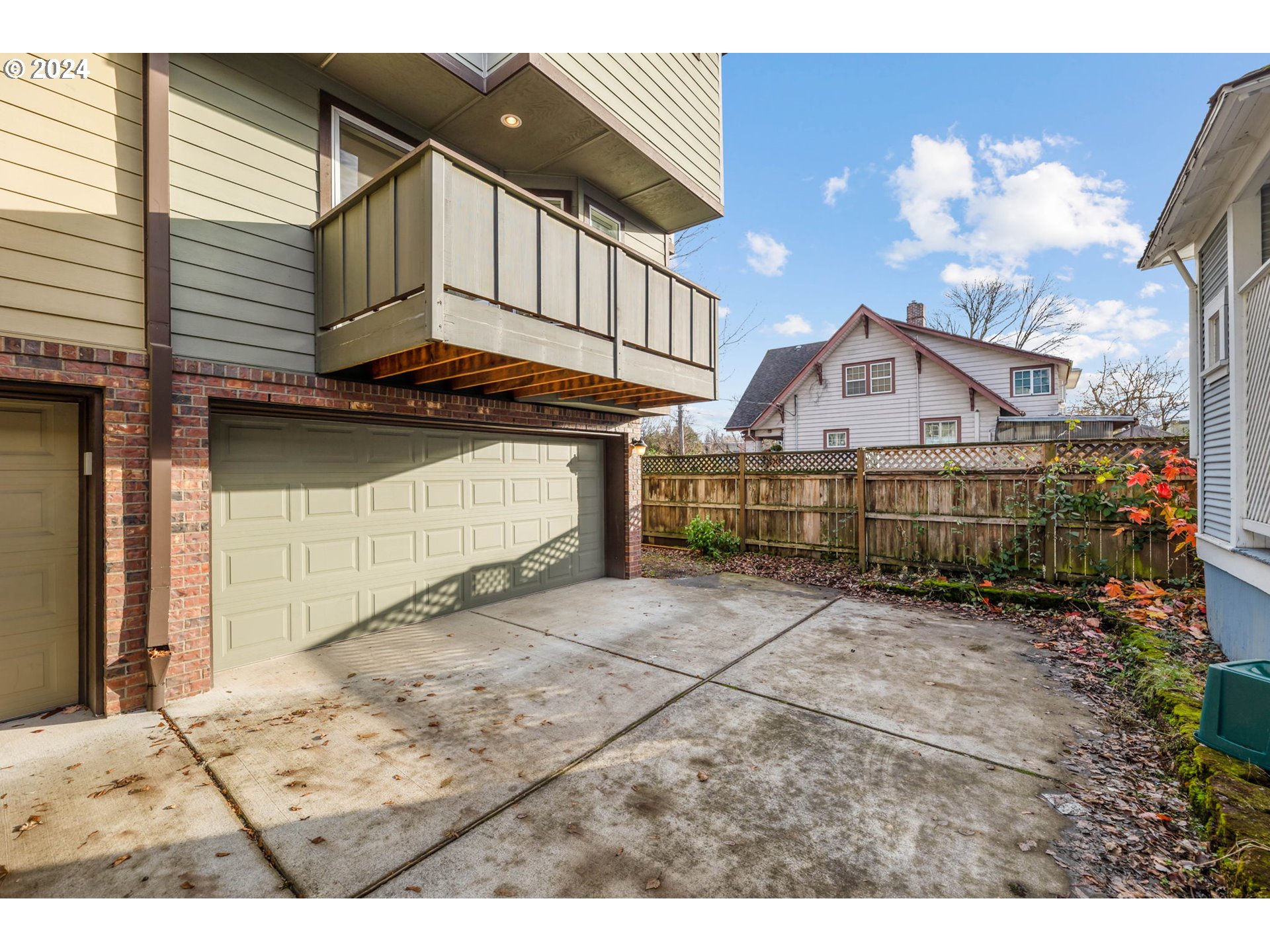 2303 SE 12th AVE