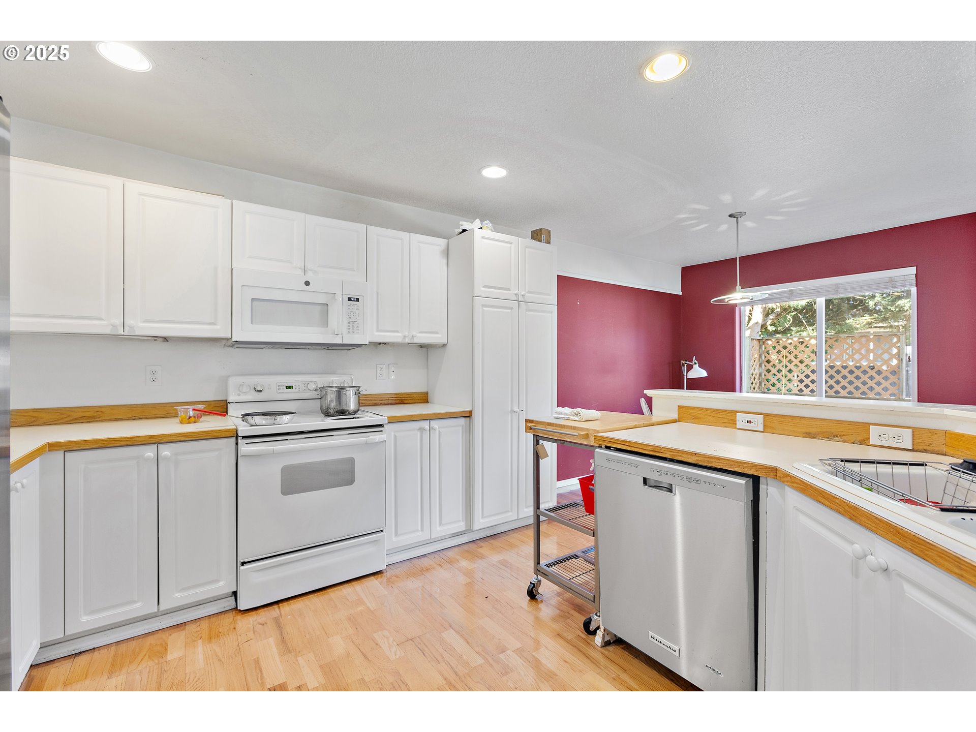 10375 SW FRANKLIN LN