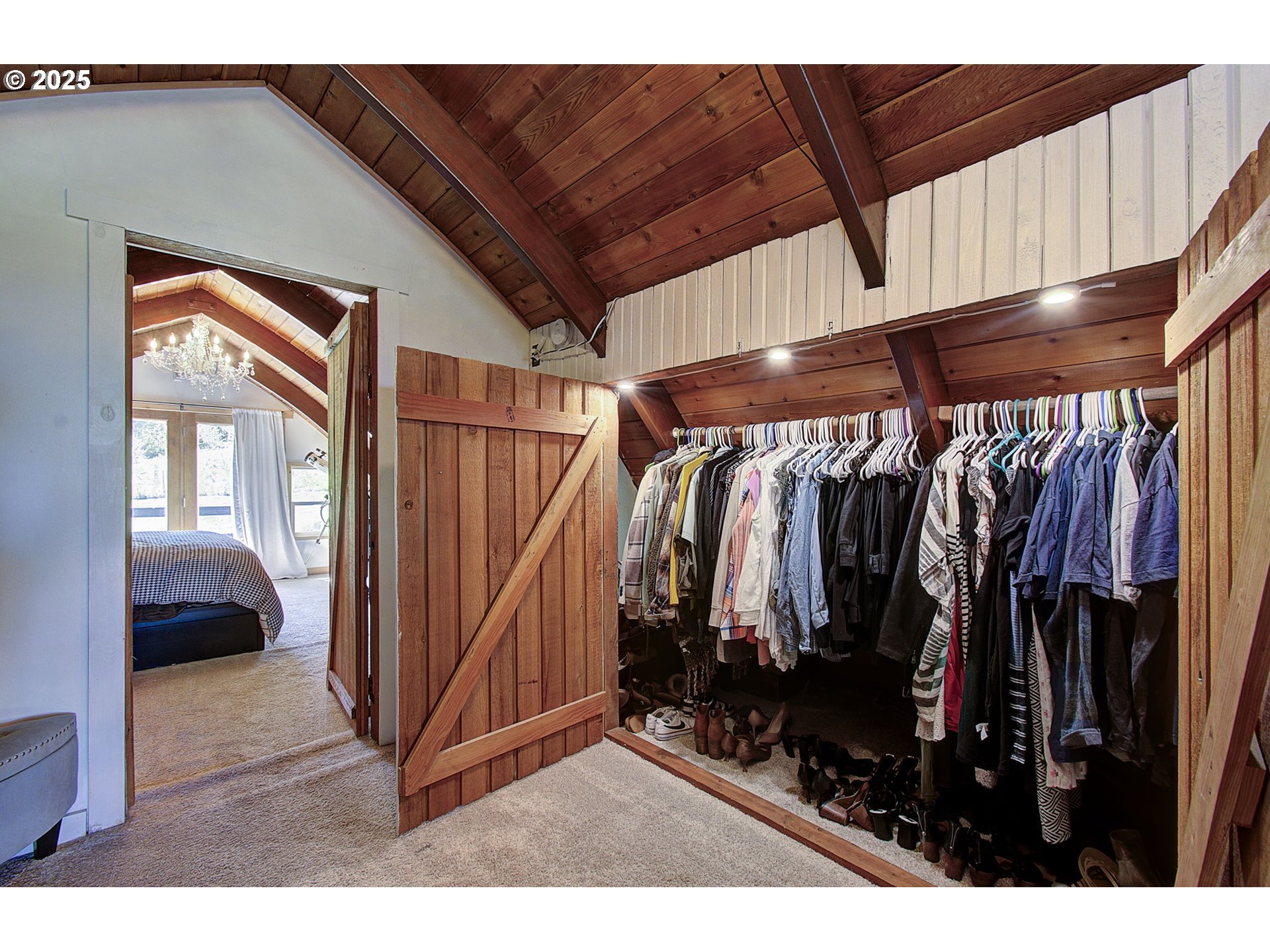 21210 SE GREENLEAF DR