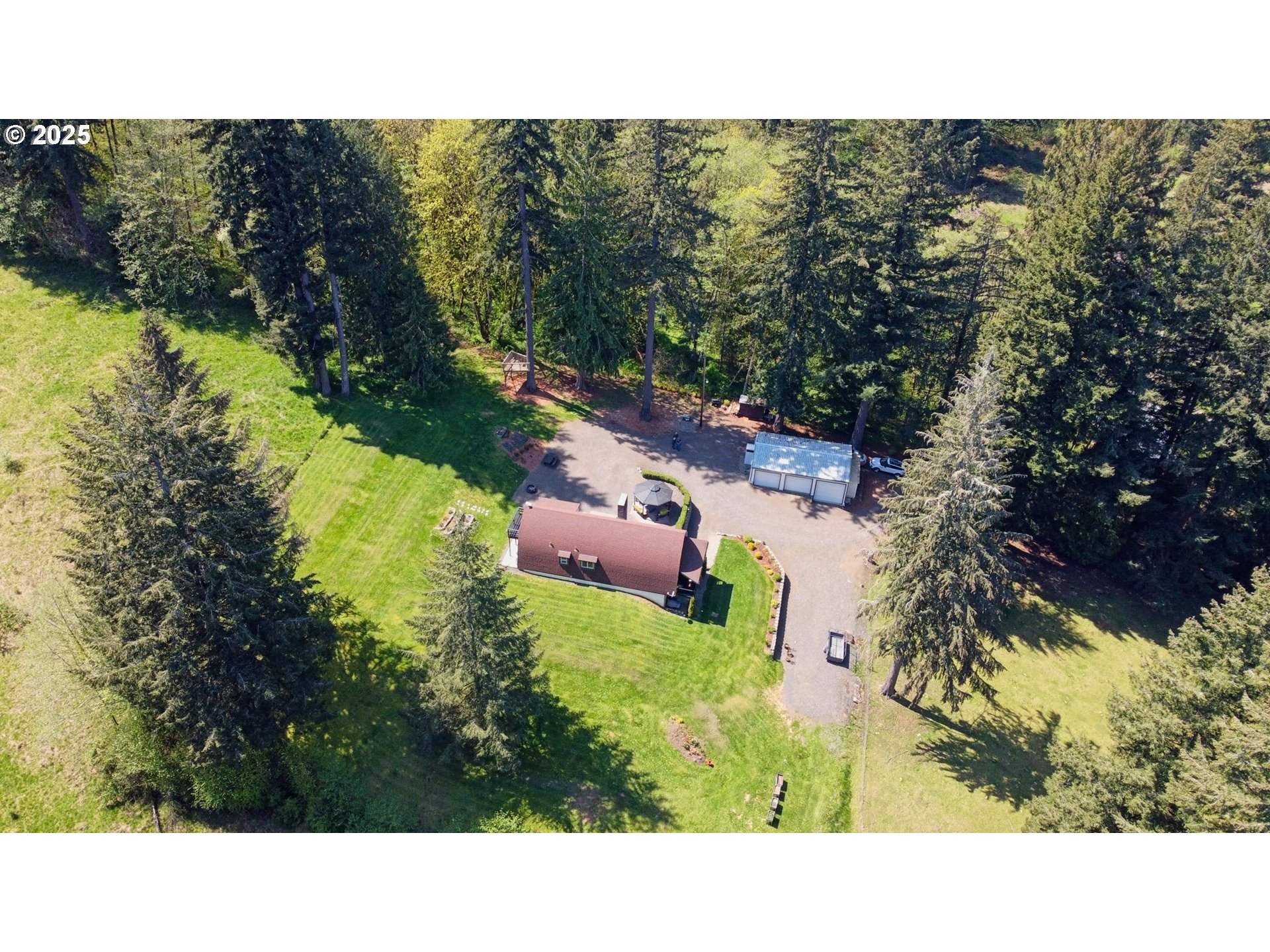 21210 SE GREENLEAF DR