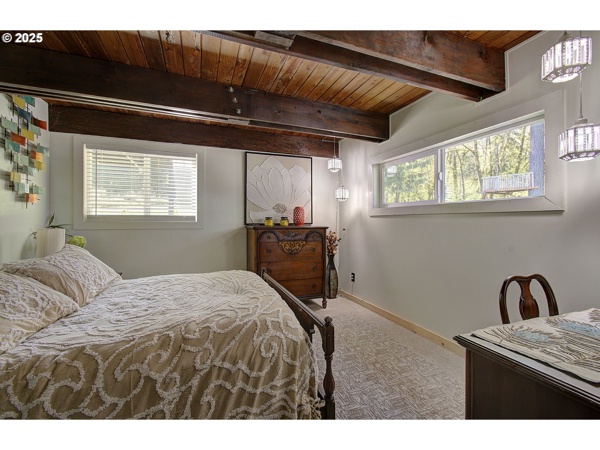 21210 SE GREENLEAF DR