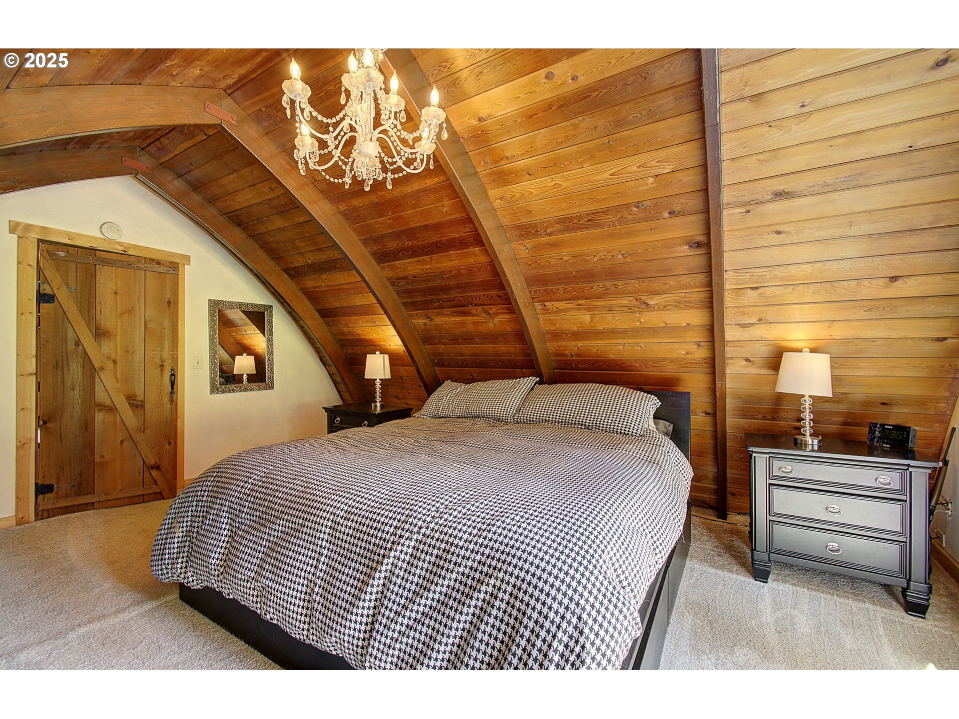 21210 SE GREENLEAF DR