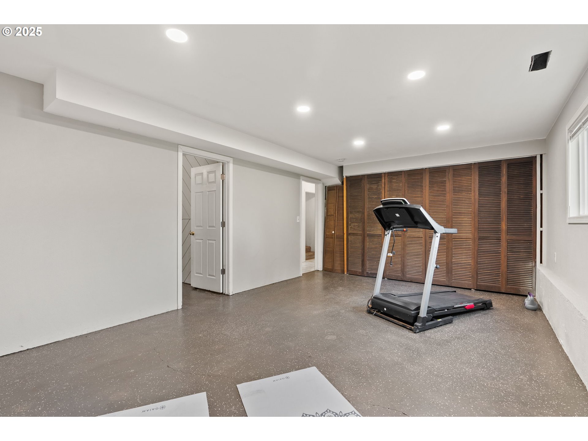 22400 S EVERGREEN DR, Beavercreek