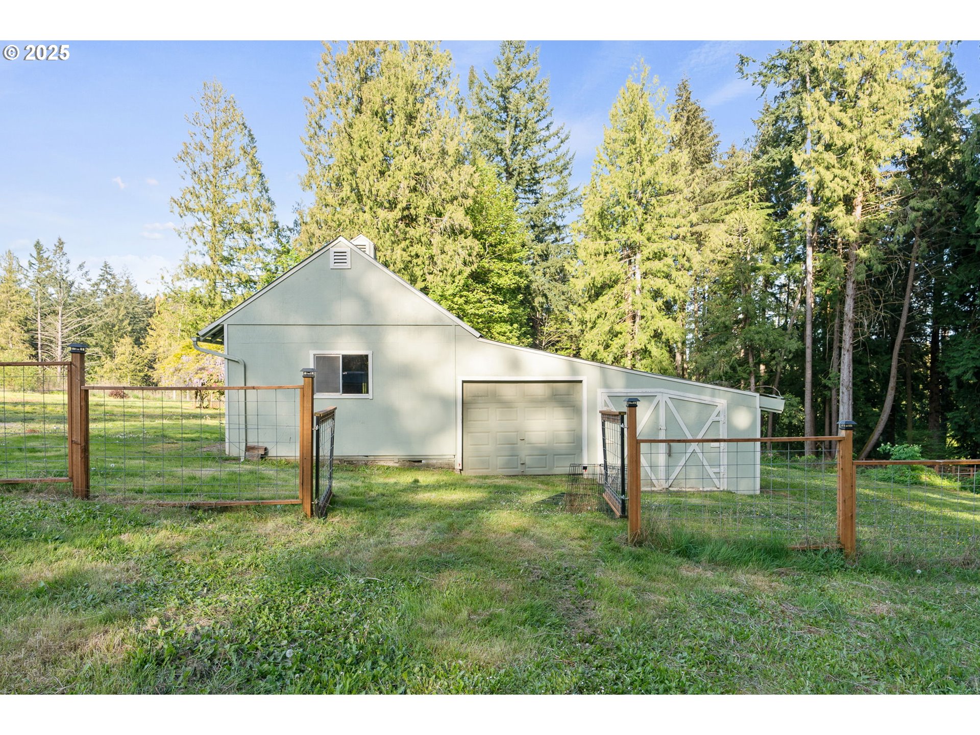 22400 S EVERGREEN DR, Beavercreek