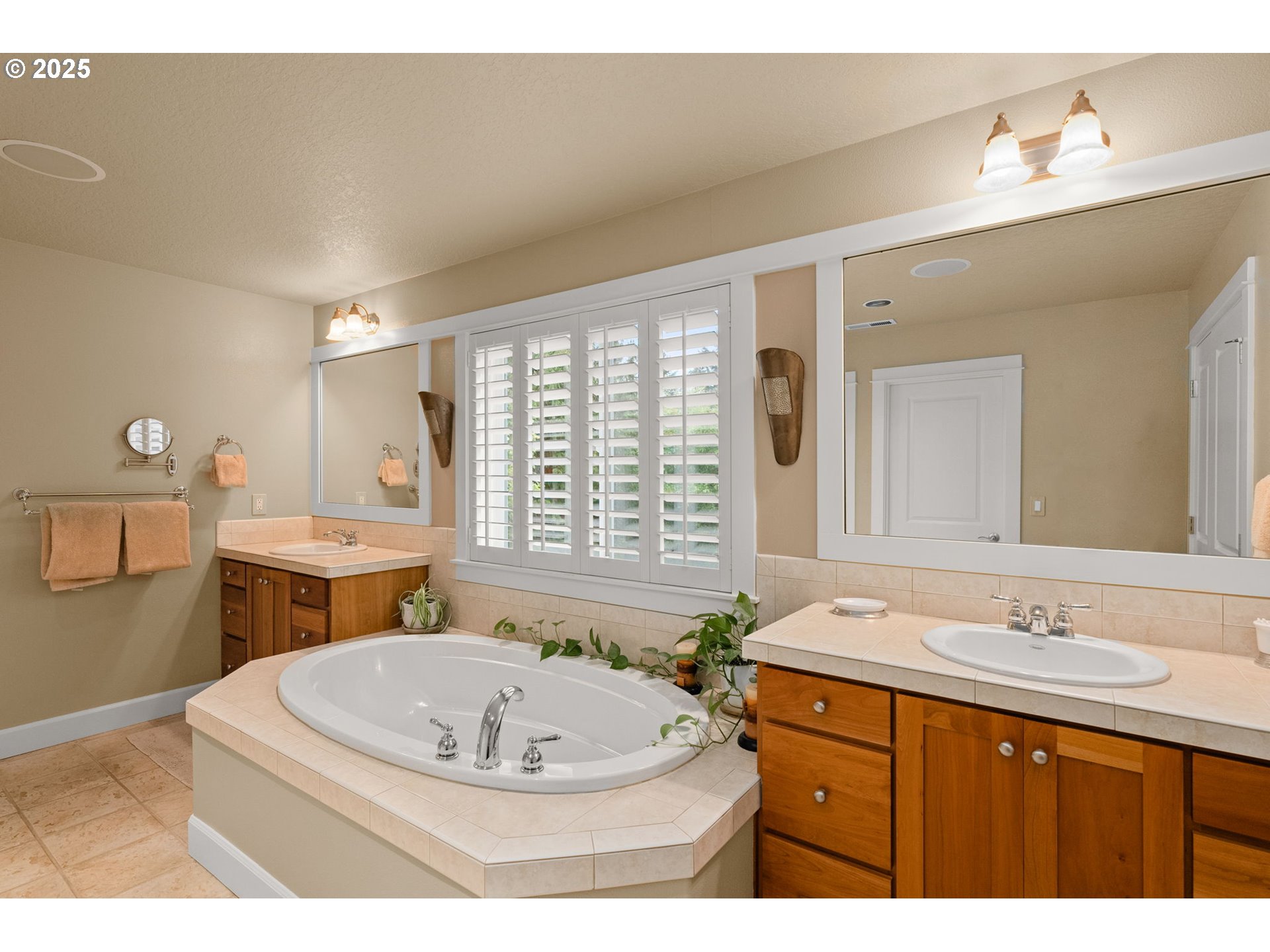 23818 SW STONEHAVEN ST