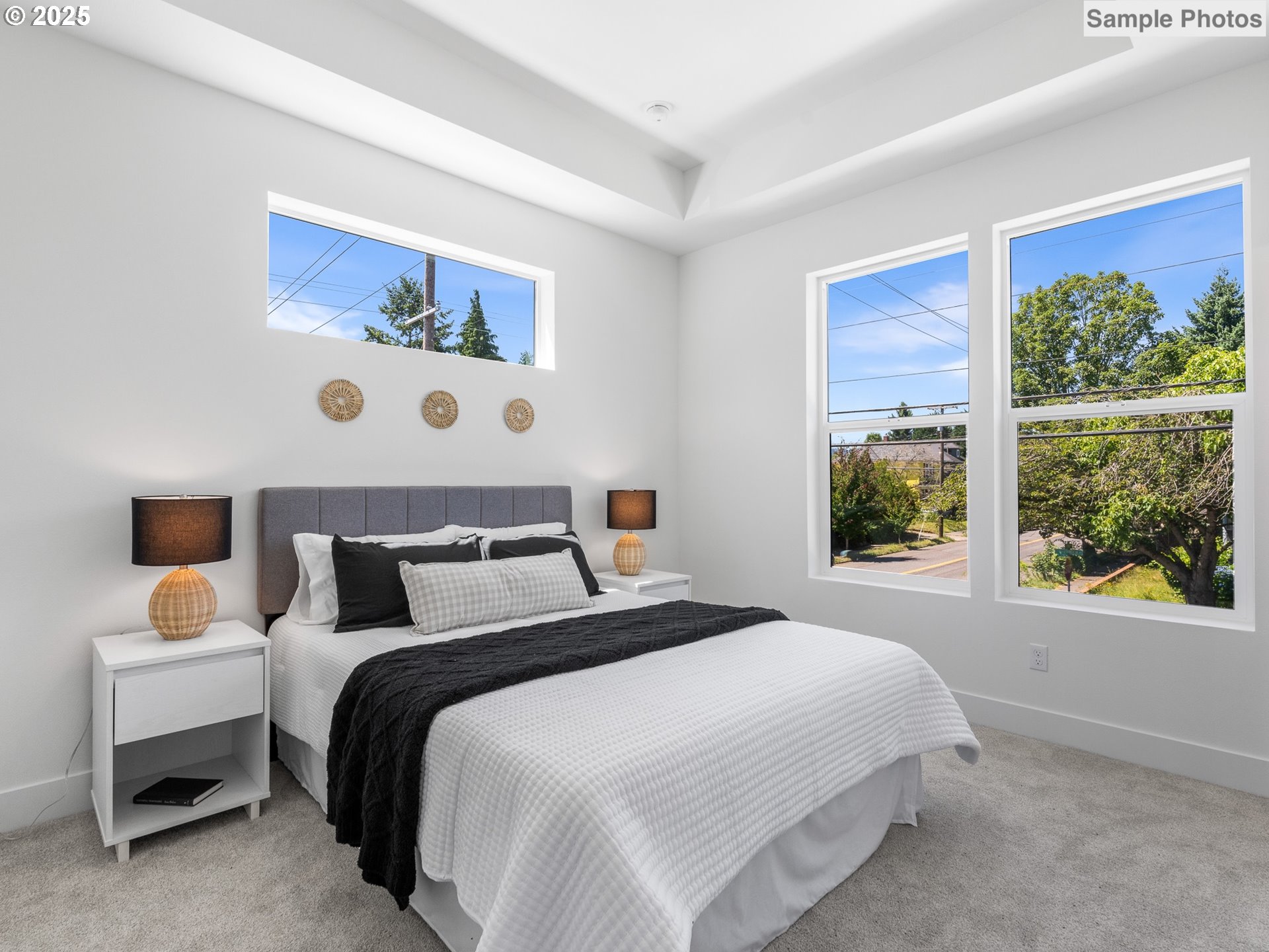 4320 N Gantenbein AVE 1