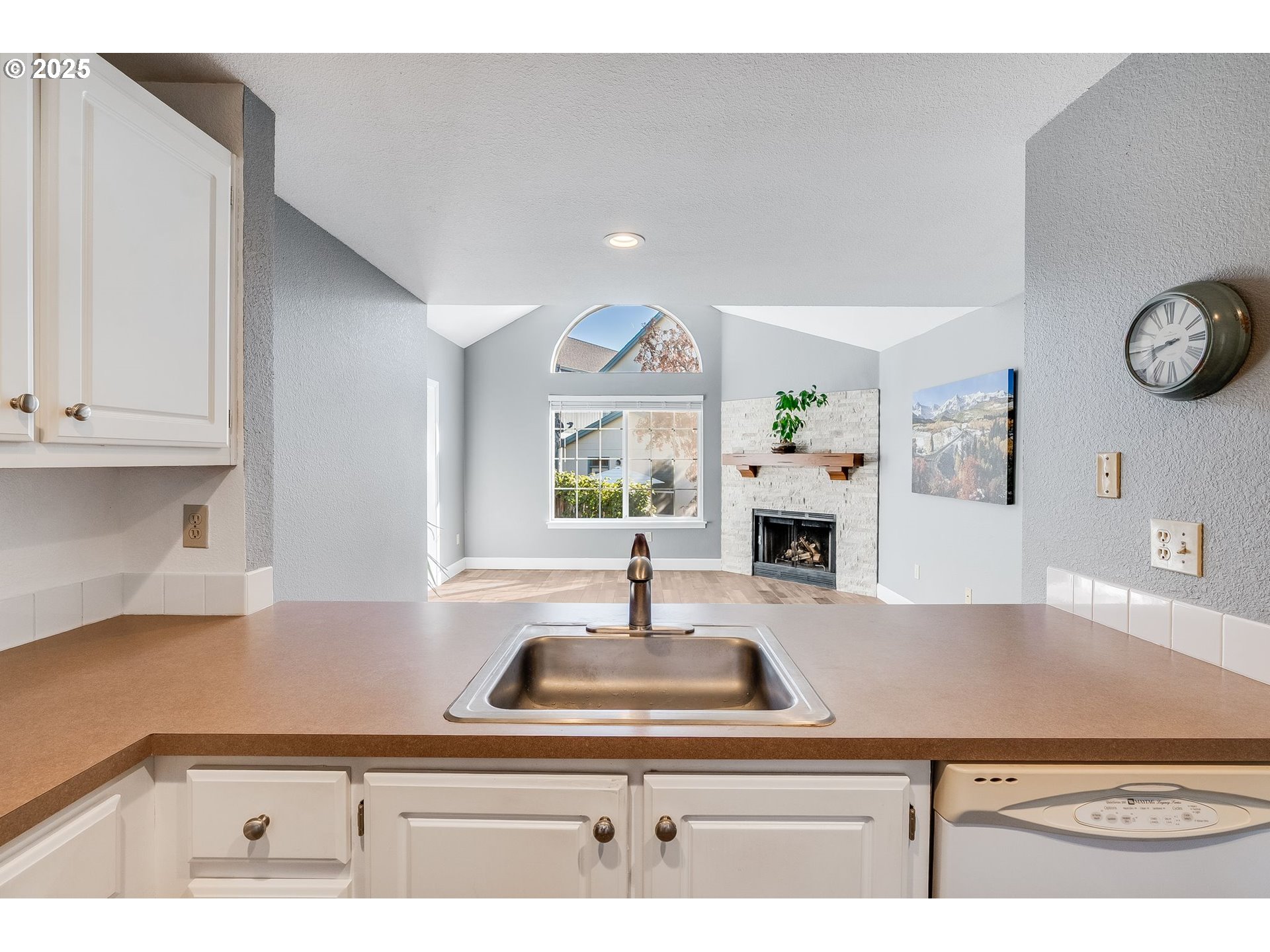 17548 NW SPRINGVILLE RD F8, Portland Unit: F8