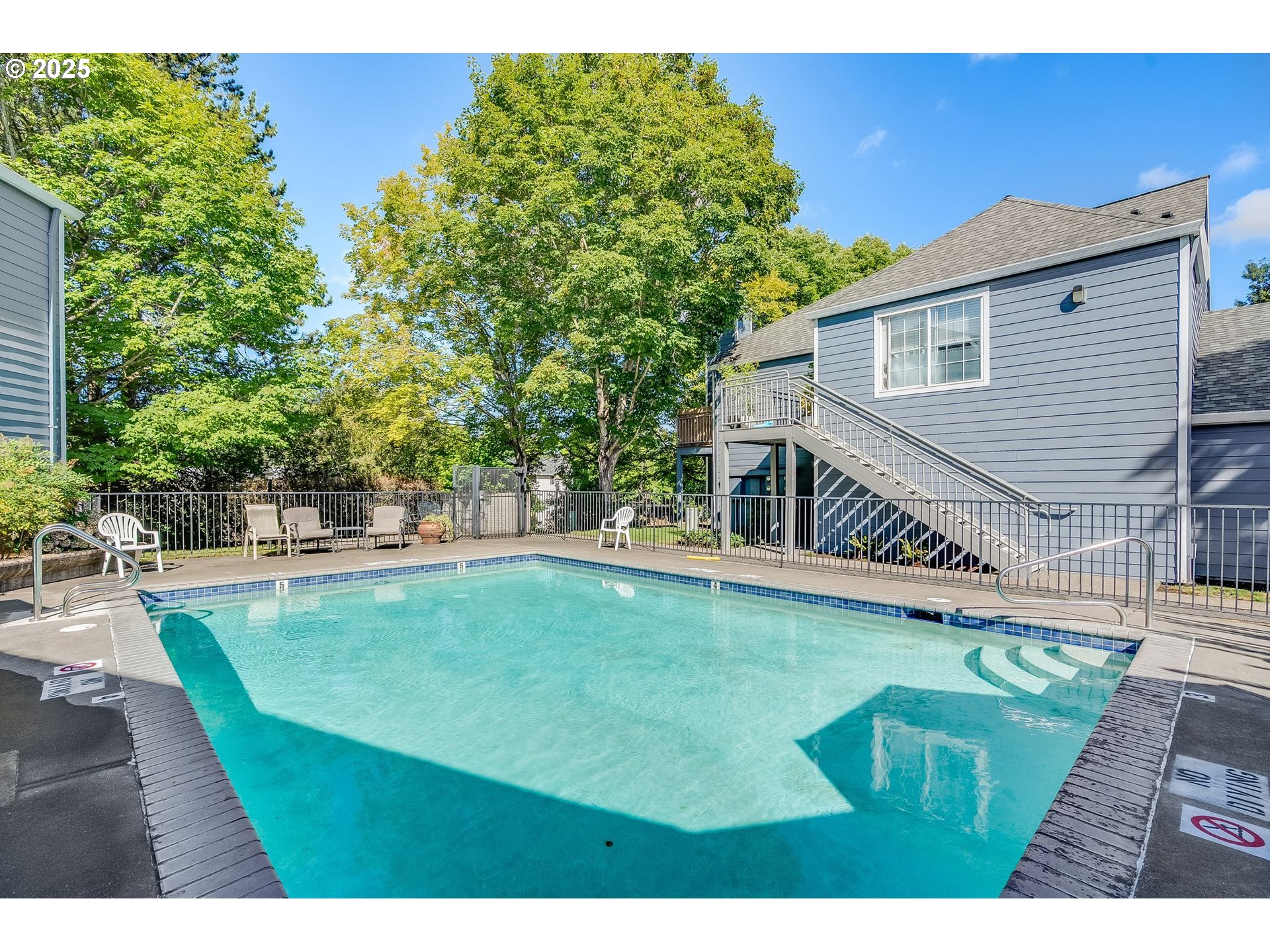 17548 NW SPRINGVILLE RD F8, Portland Unit: F8