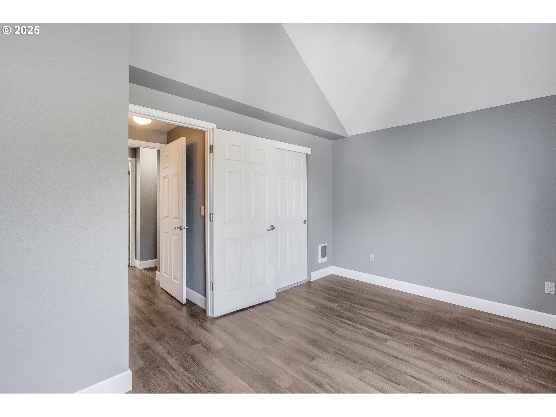 17548 NW SPRINGVILLE RD F8, Portland Unit: F8