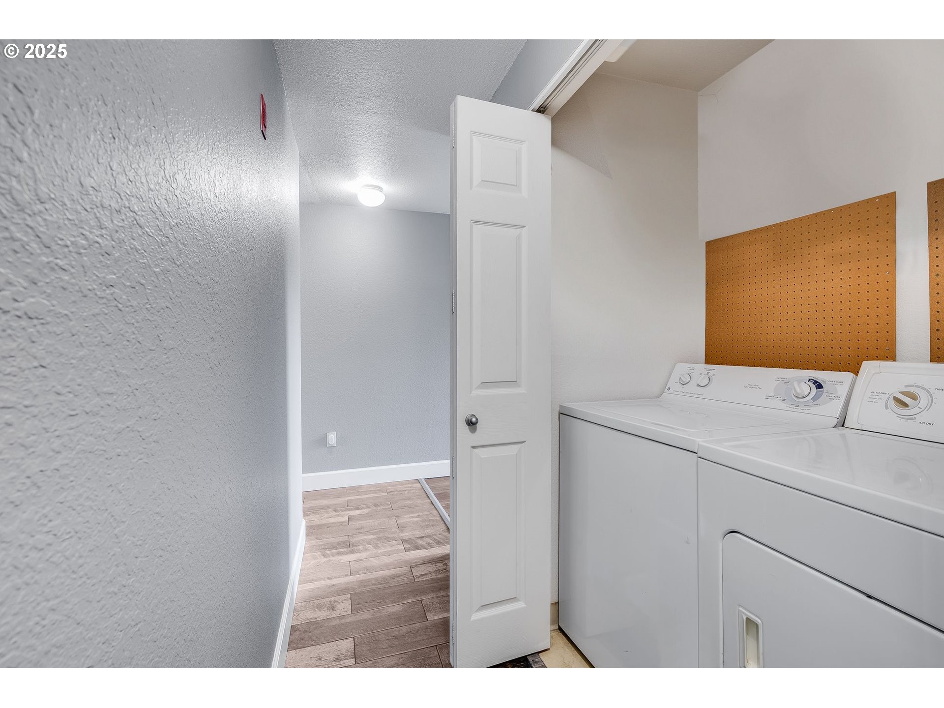 17548 NW SPRINGVILLE RD F8, Portland Unit: F8