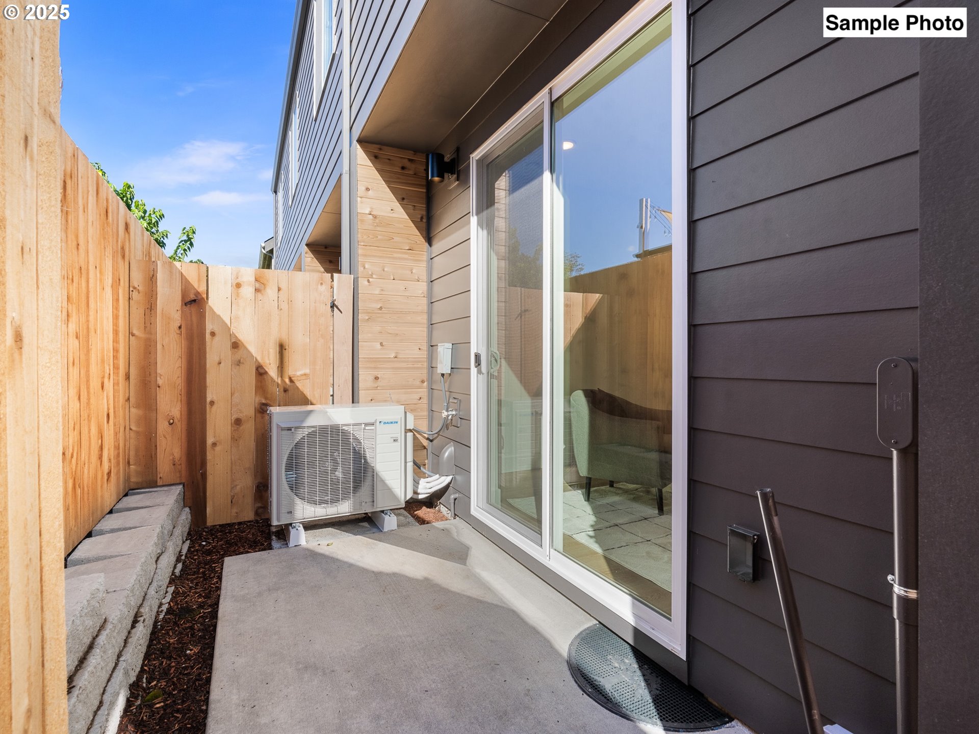 1865 SE Tacoma ST 3, Portland Unit: 3