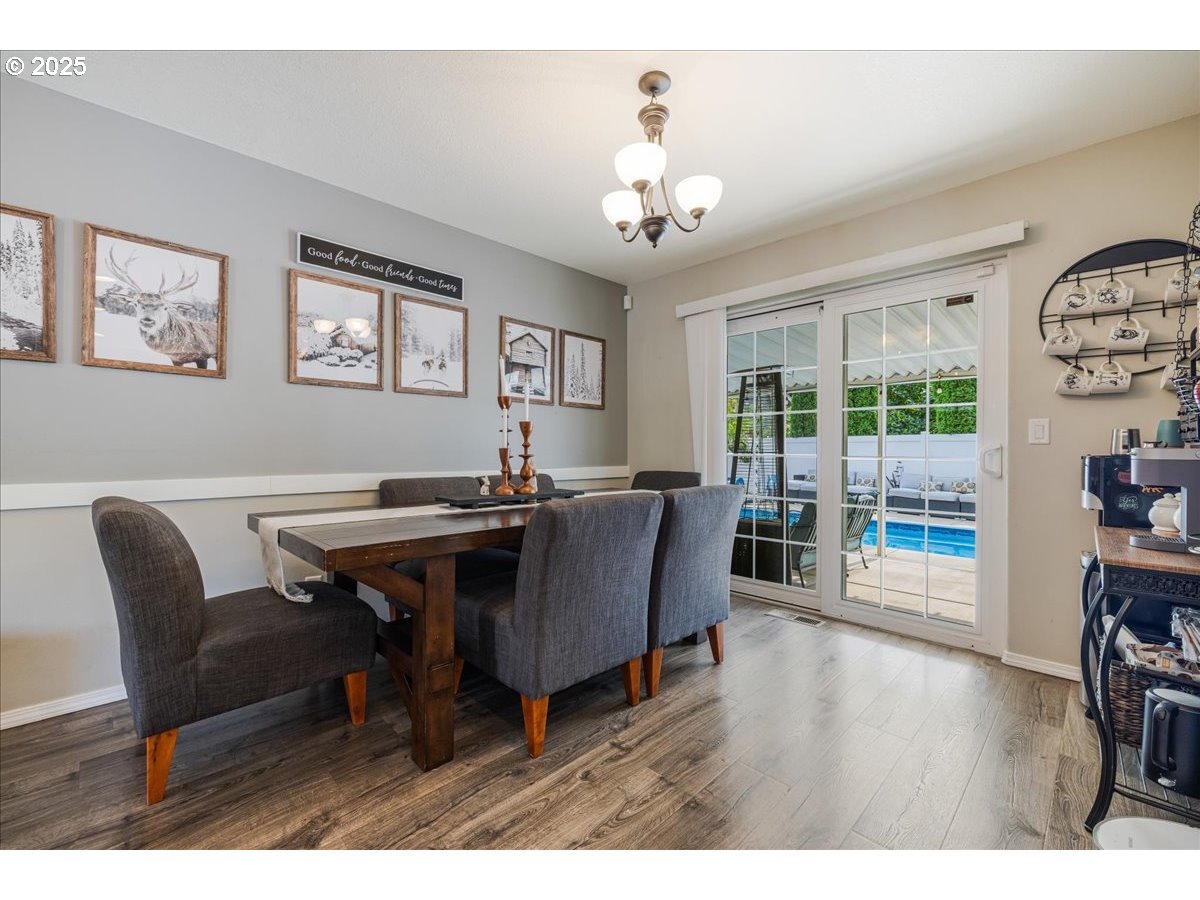 1110 MADISON ST, Silverton