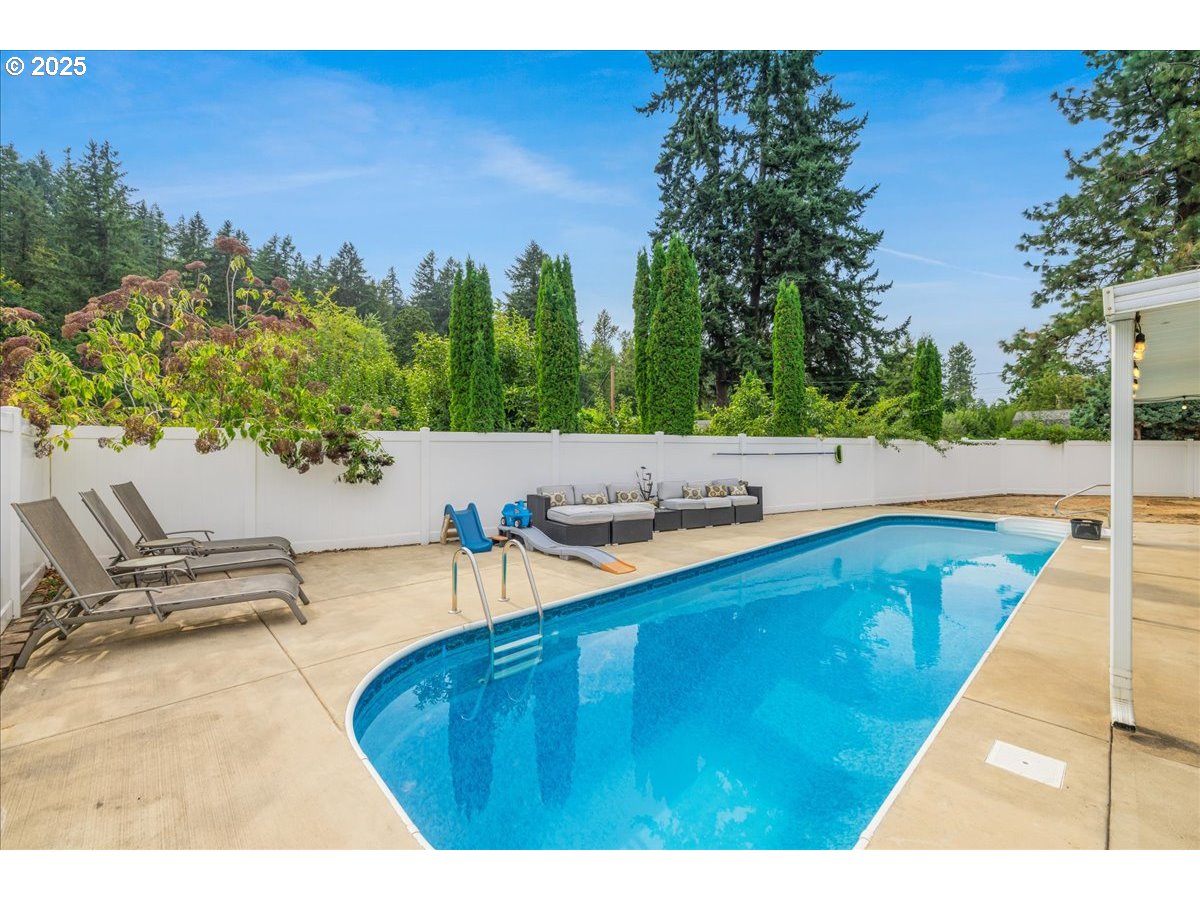 1110 MADISON ST, Silverton