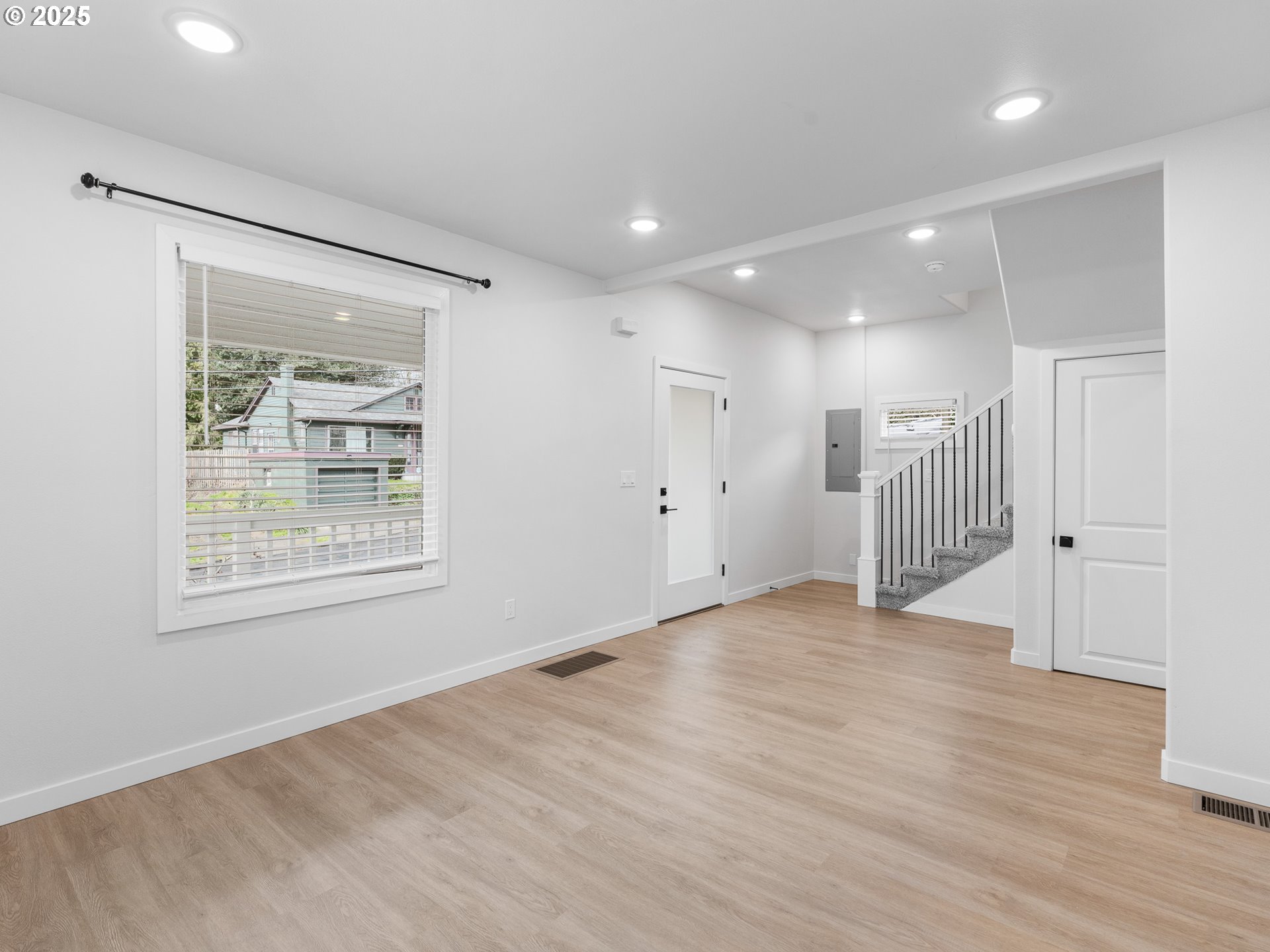 4146 NE 14TH AVE