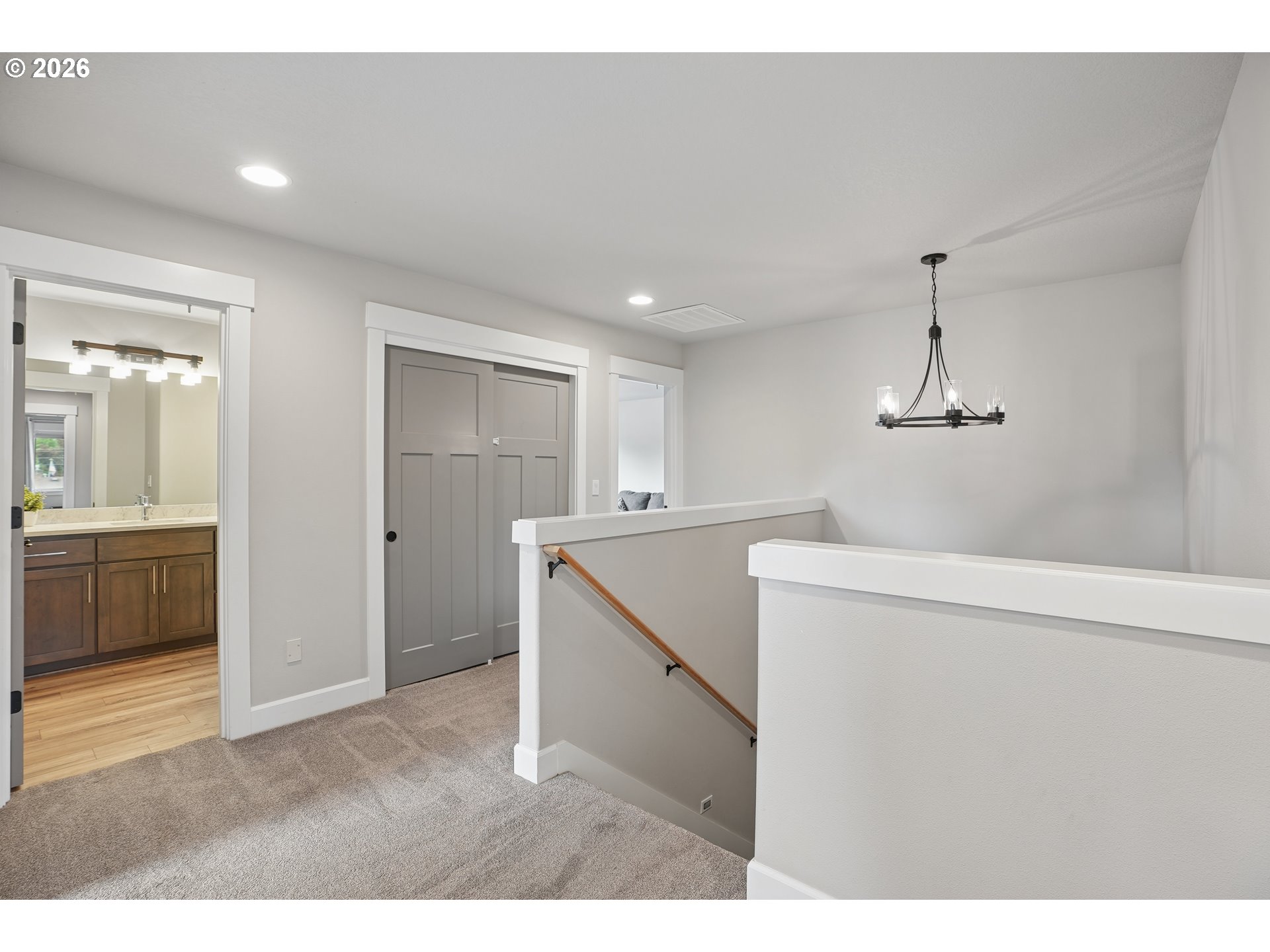 896 SE 43RD AVE