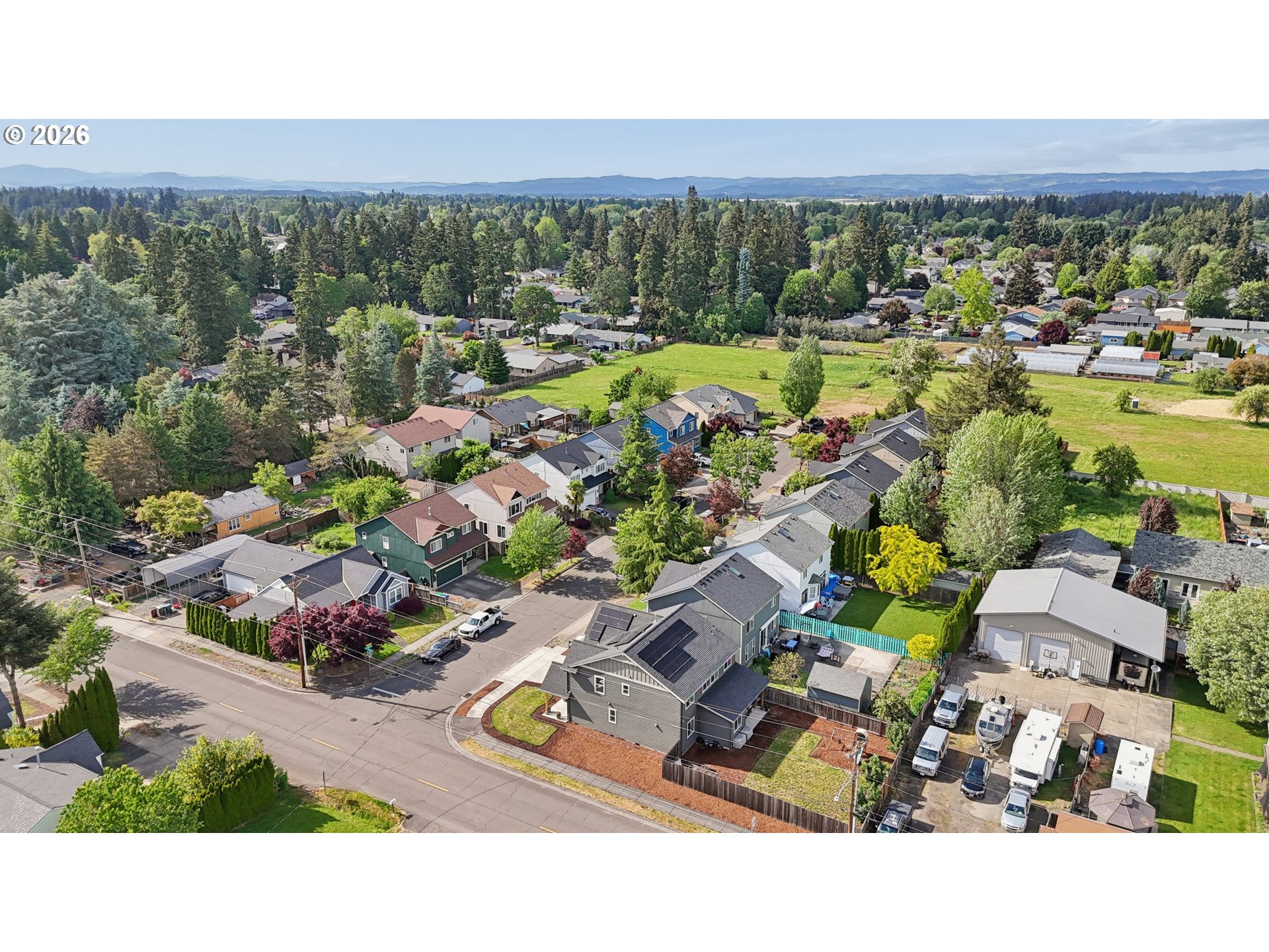 896 SE 43RD AVE