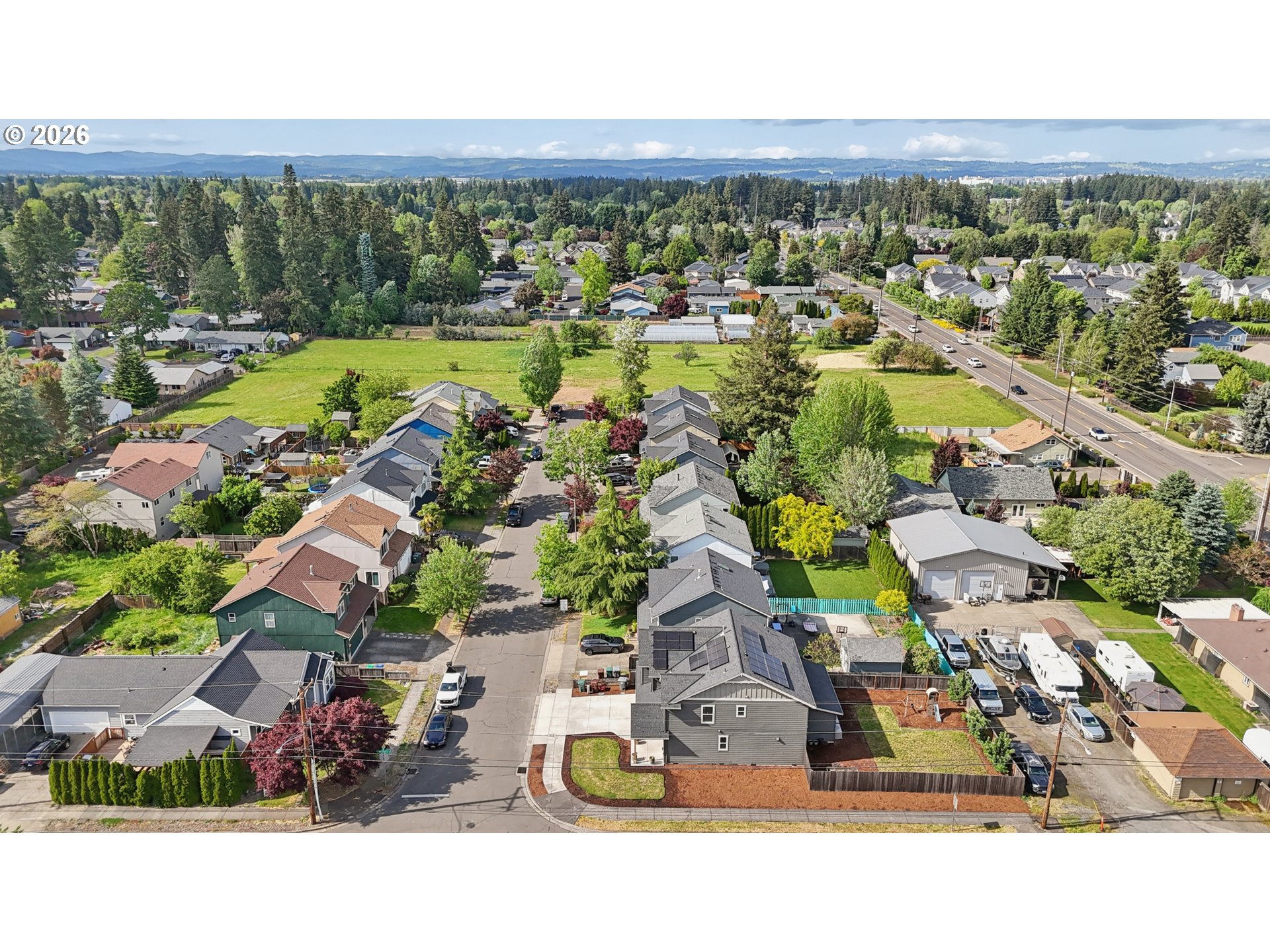 896 SE 43RD AVE