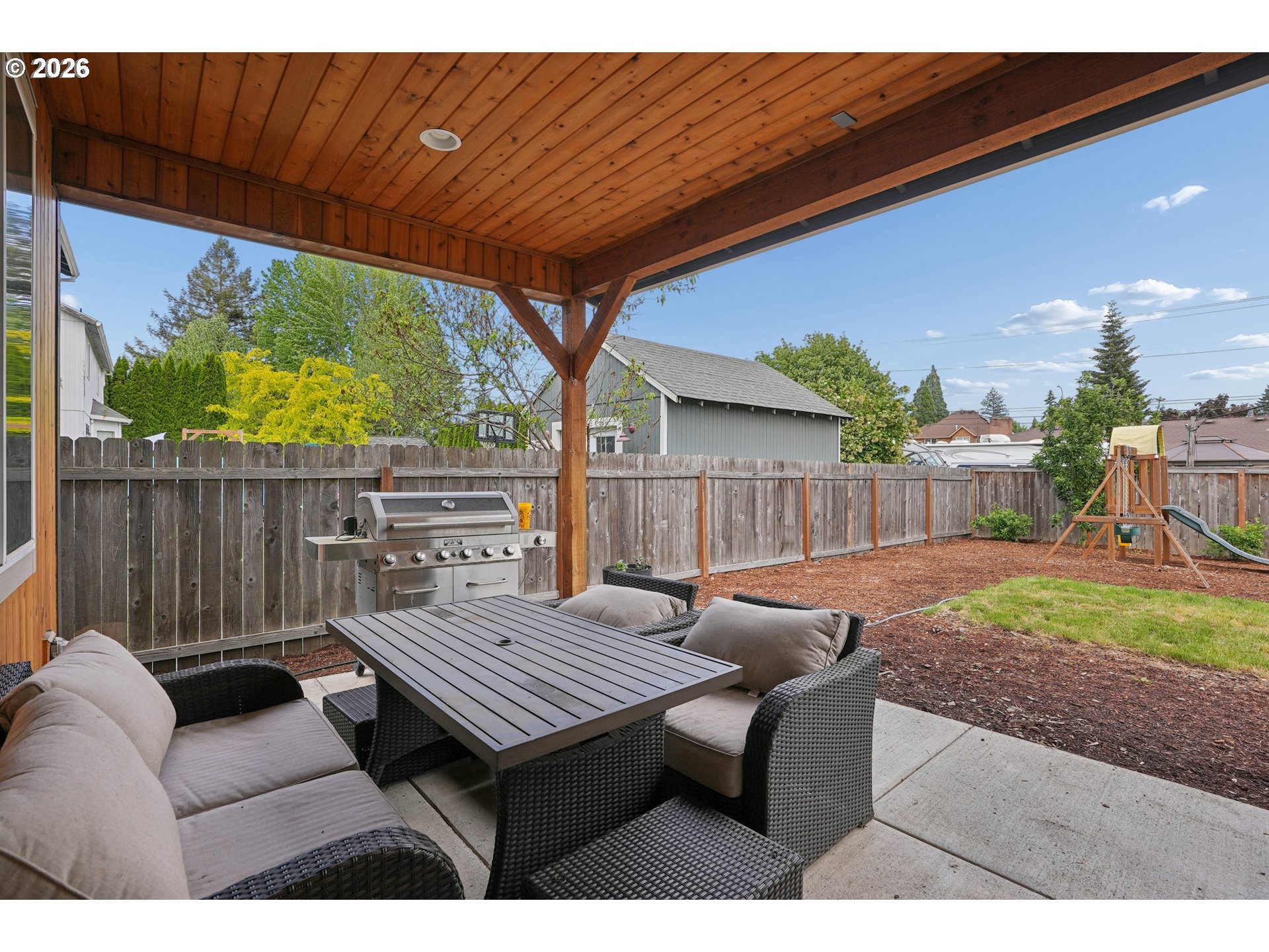 896 SE 43RD AVE