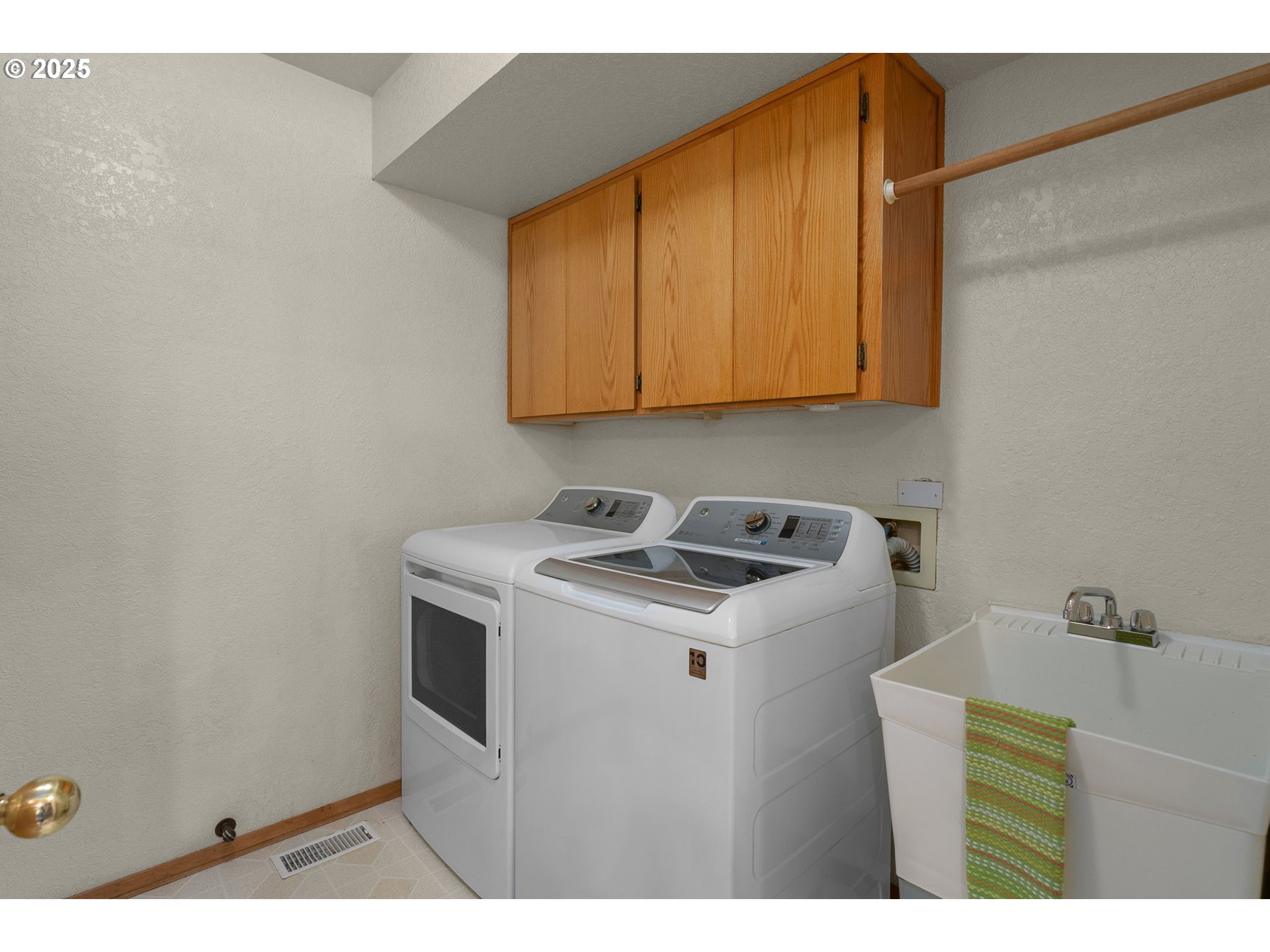 5254 SW GREENWOOD PL