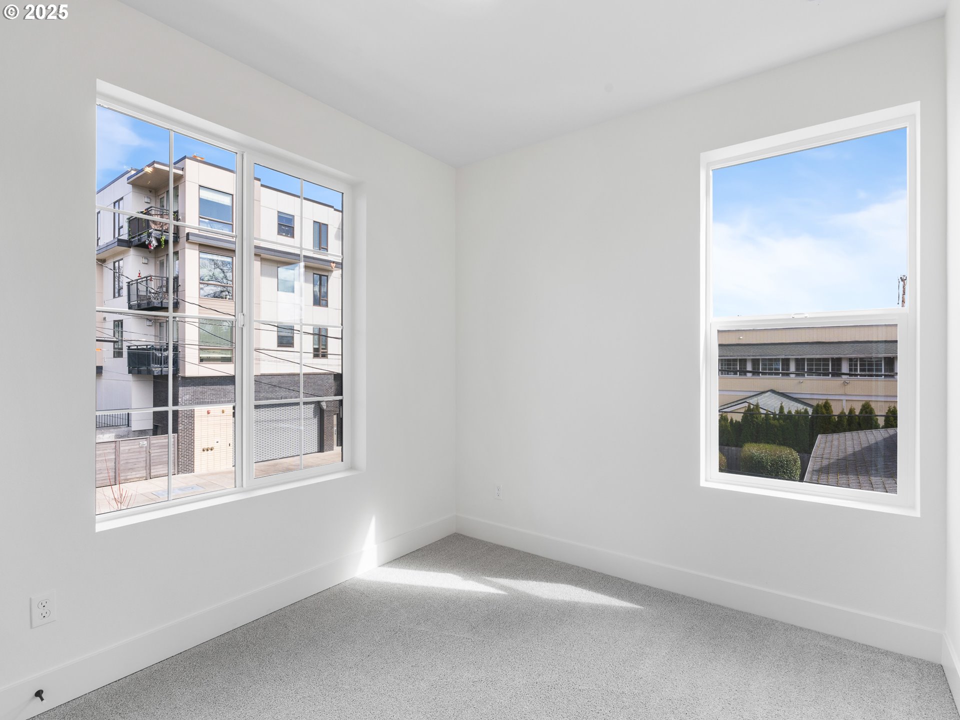 1656 SE Umatilla ST 1