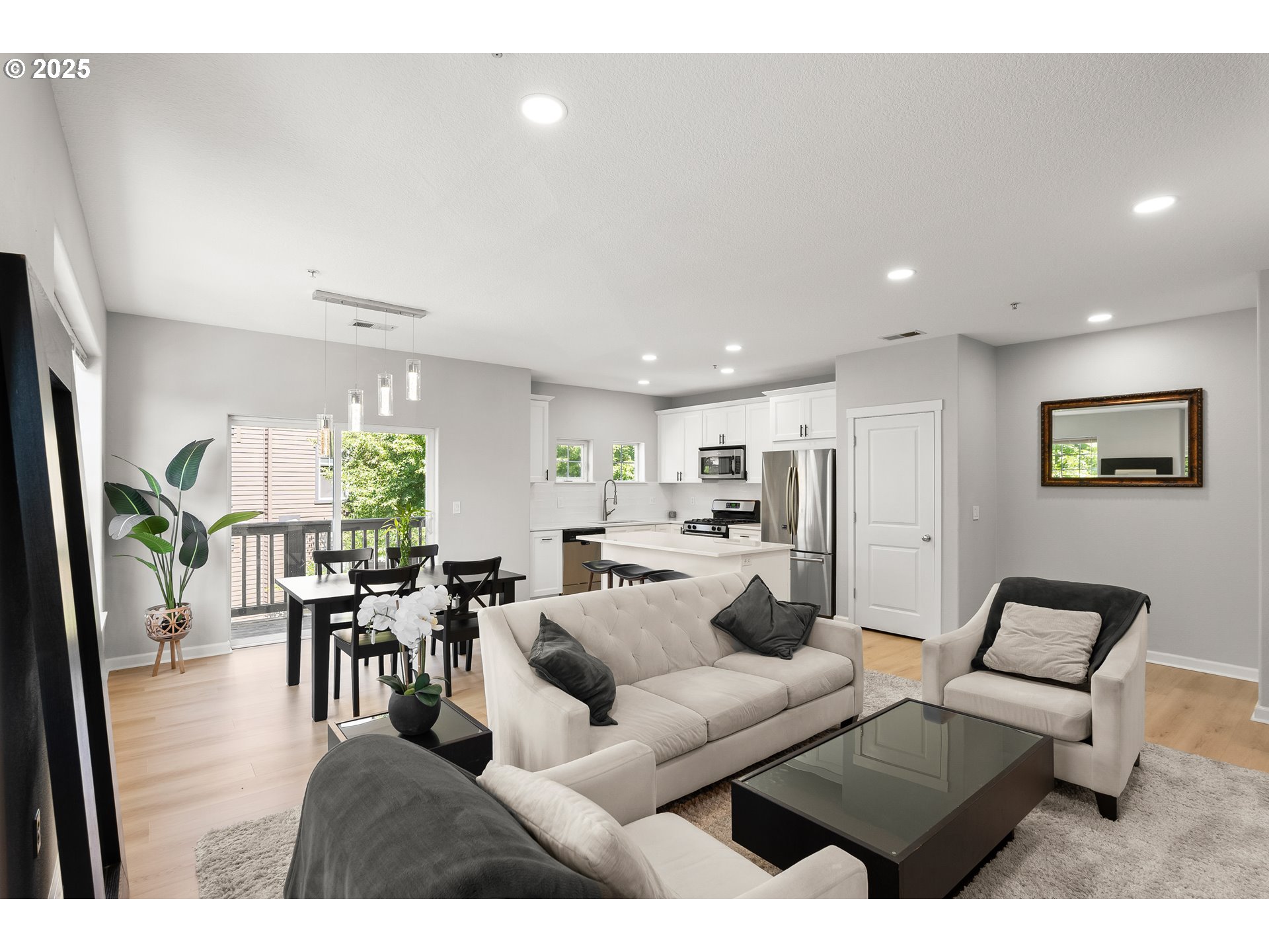 1140 SW 170TH AVE 203