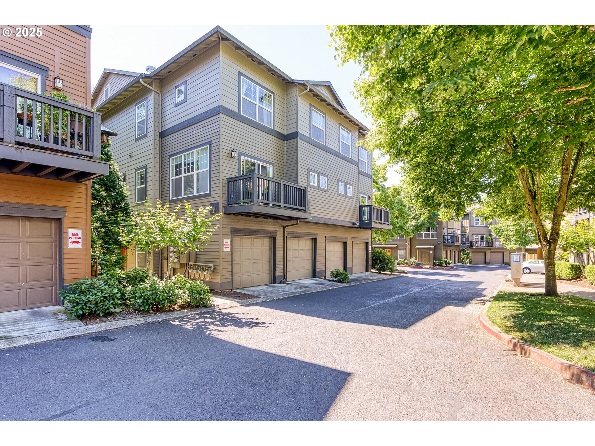 1140 SW 170TH AVE 203