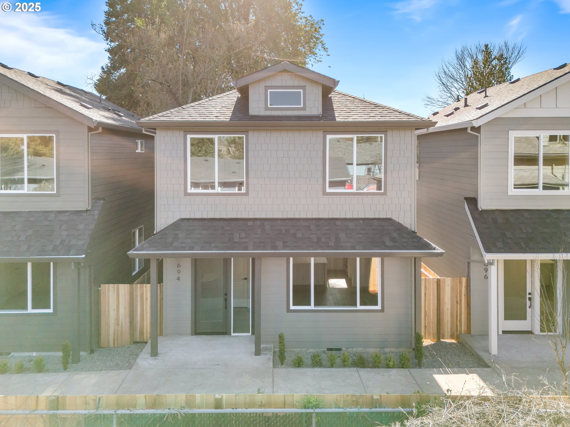 694 SE 47th AVE