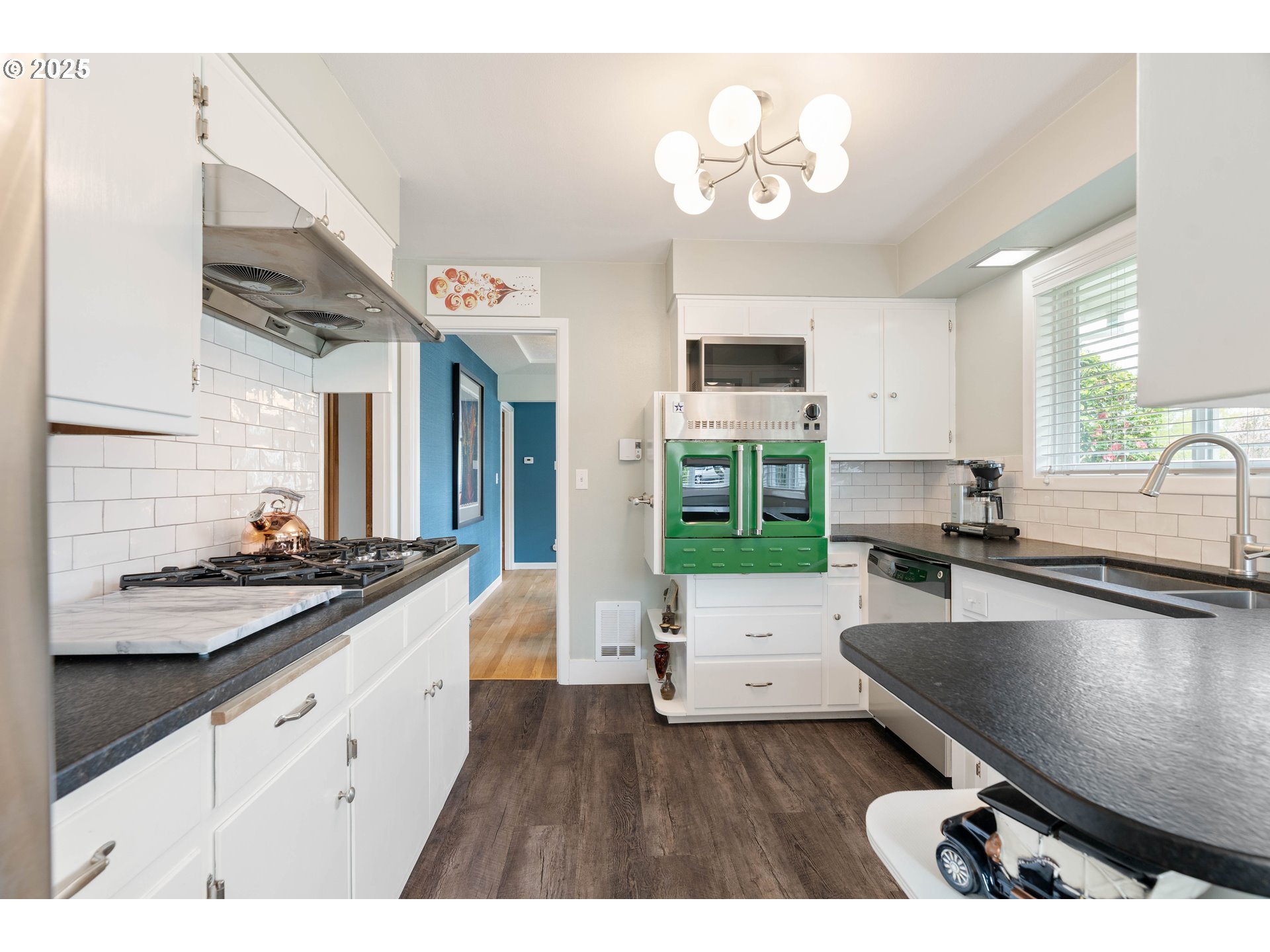 10160 SW CRESTWOOD DR