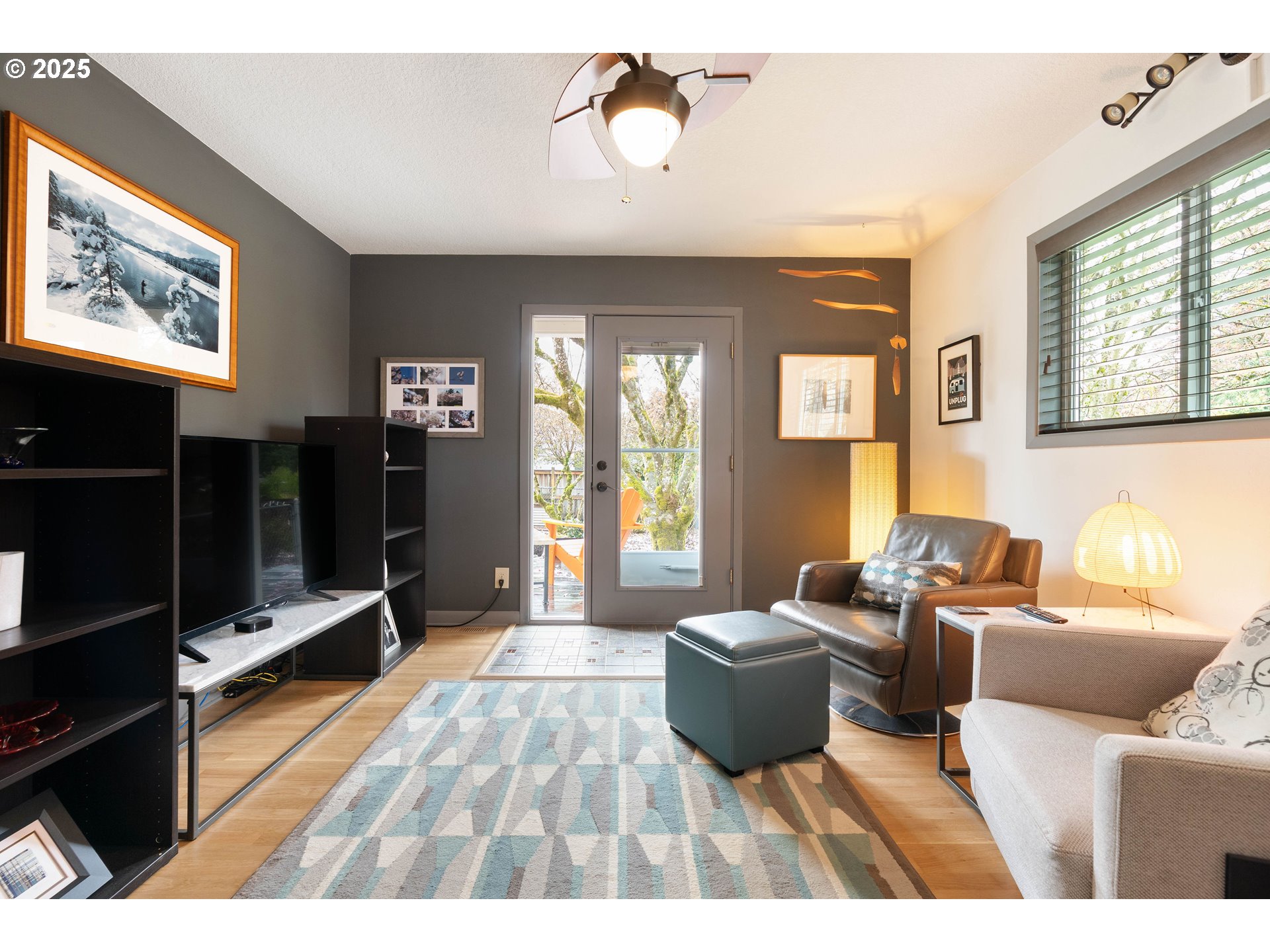 10160 SW CRESTWOOD DR