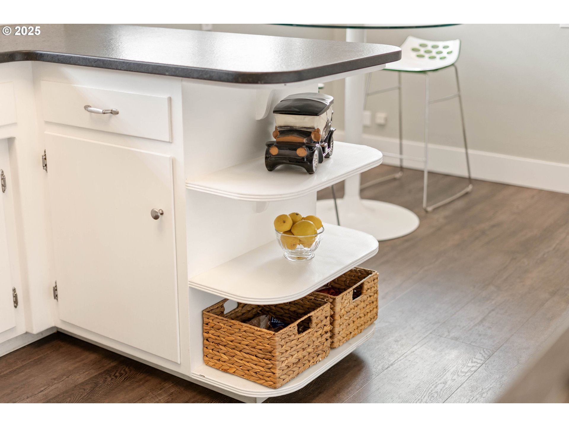 10160 SW CRESTWOOD DR